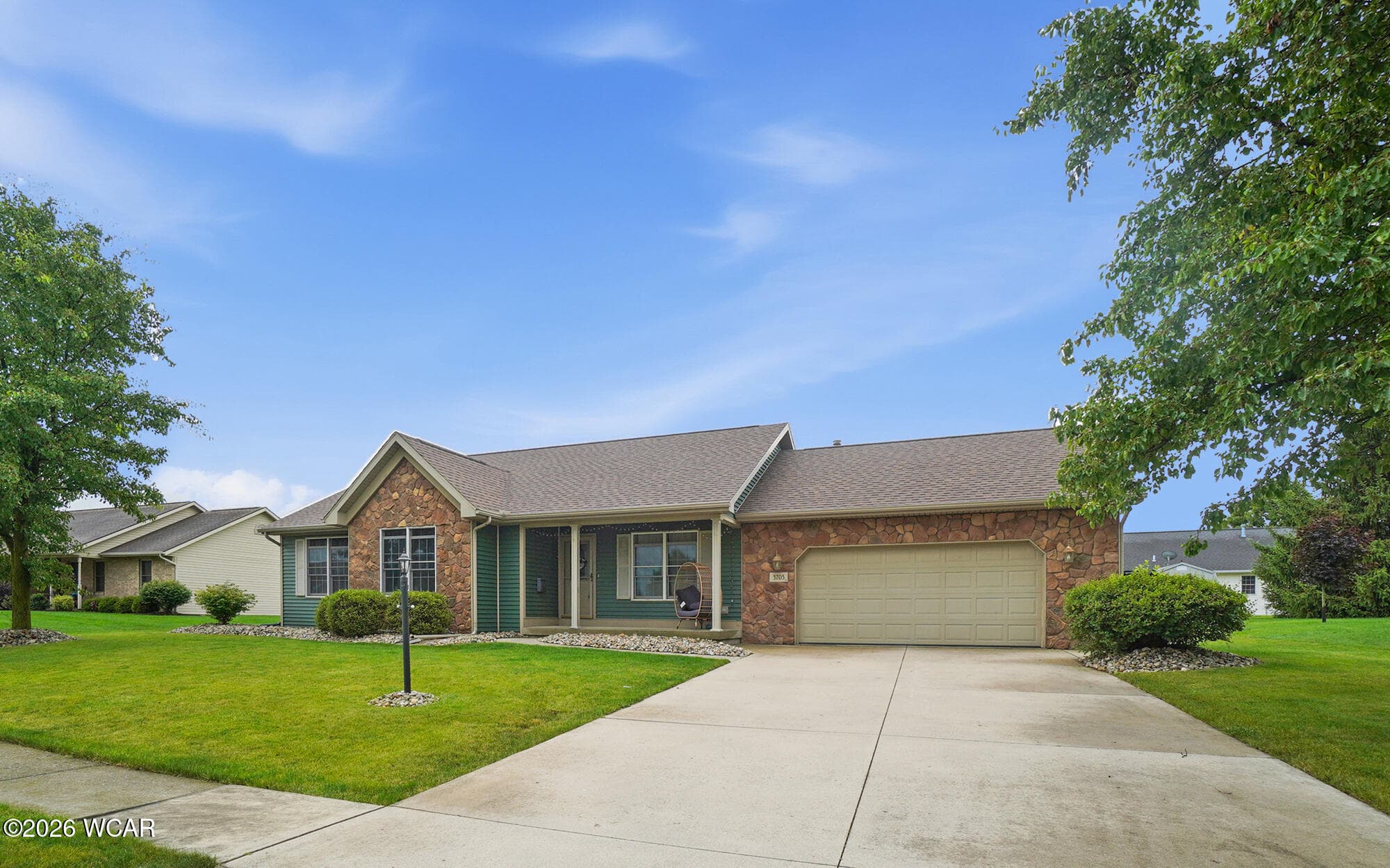 3703 Malibu photo 2