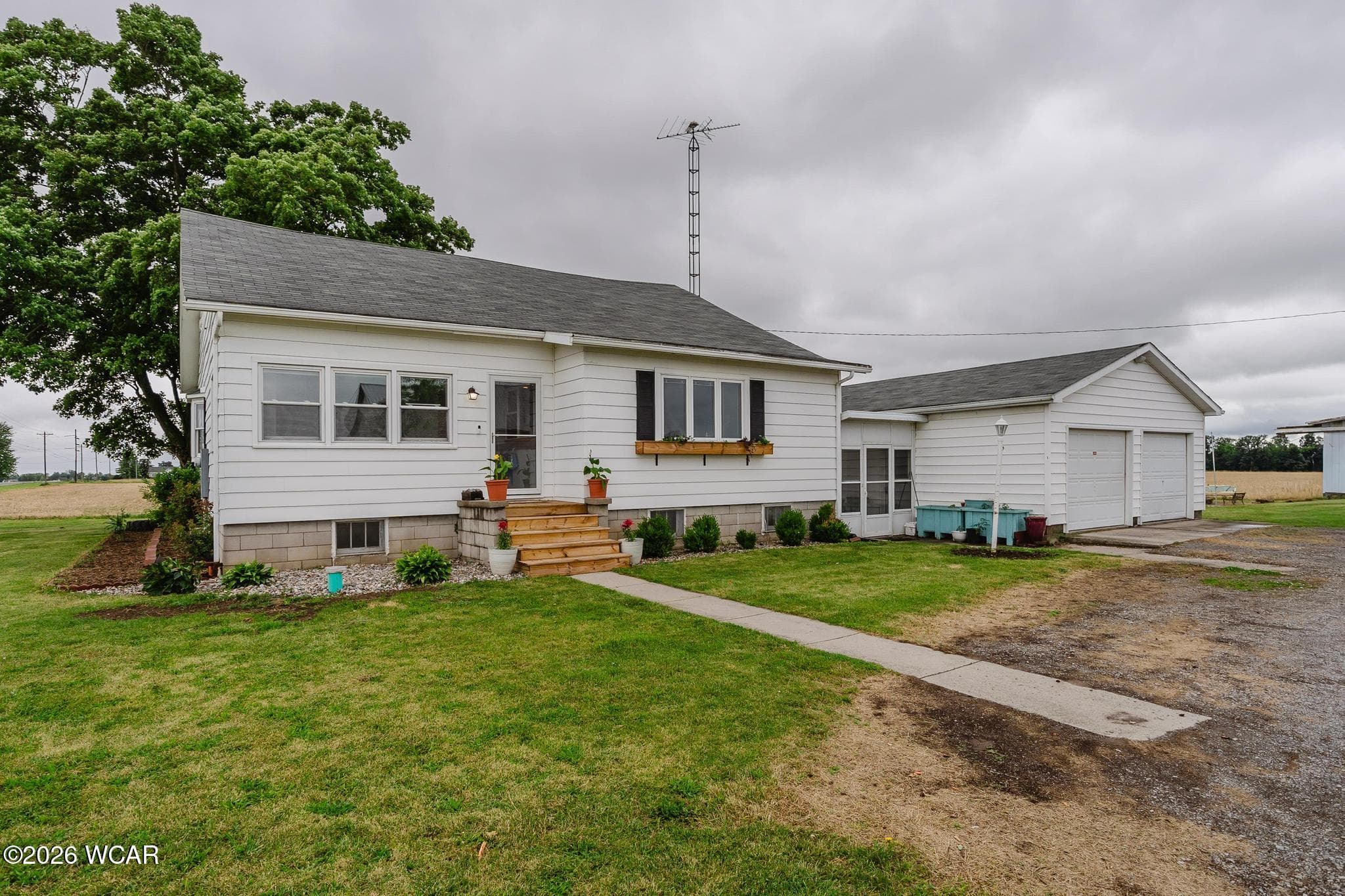 8828 County Road 313 photo 2