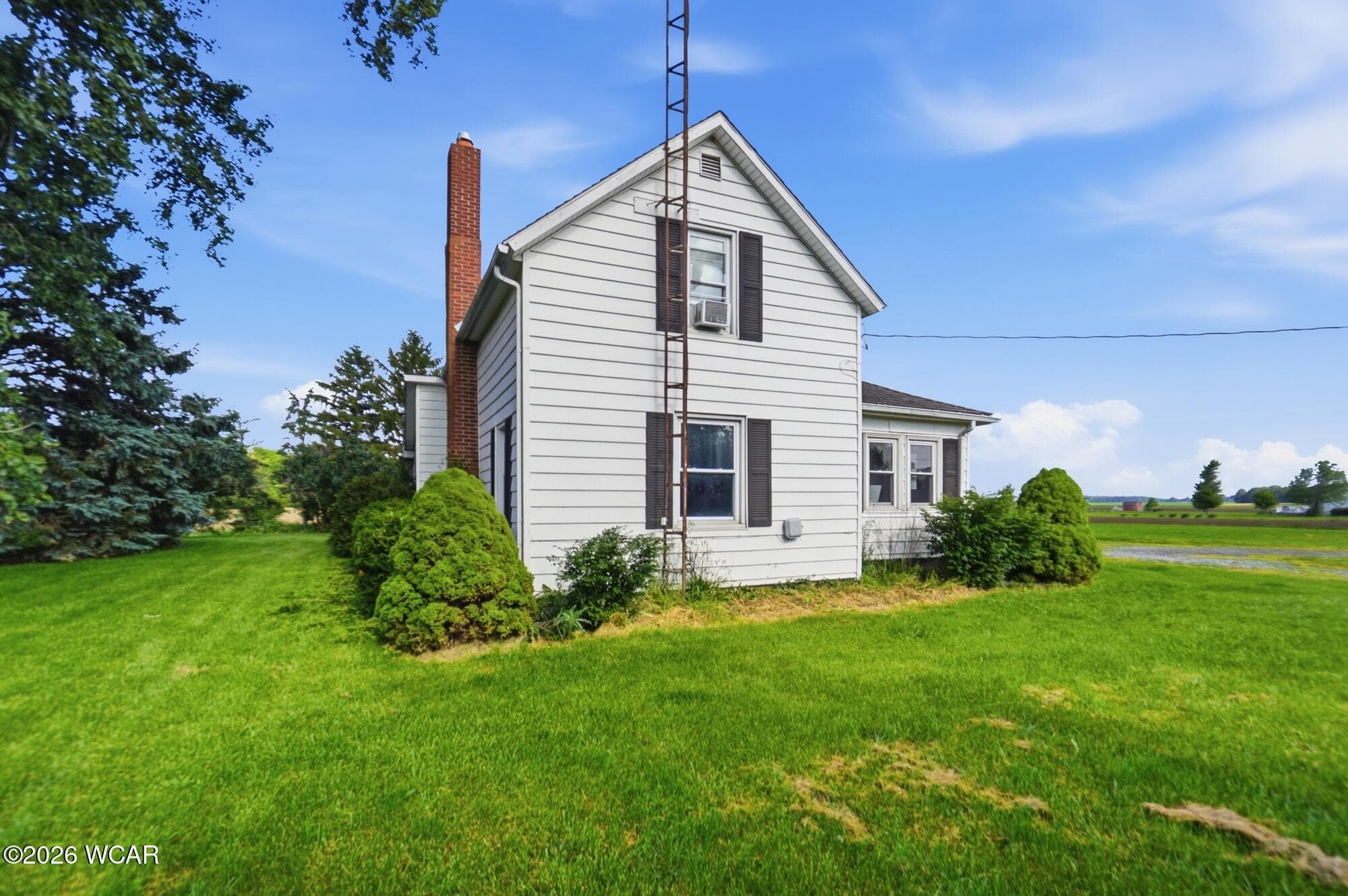 16609 Akers photo 3