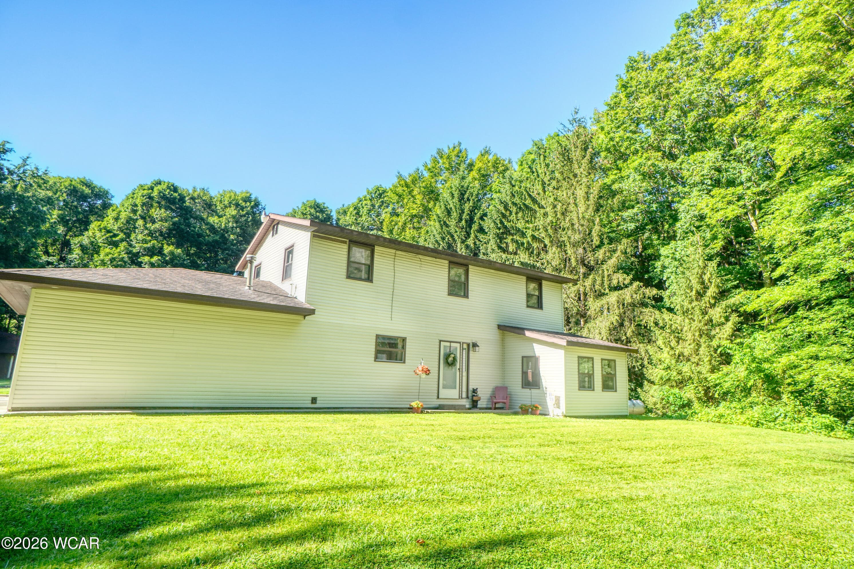 1725 Irvin photo 3