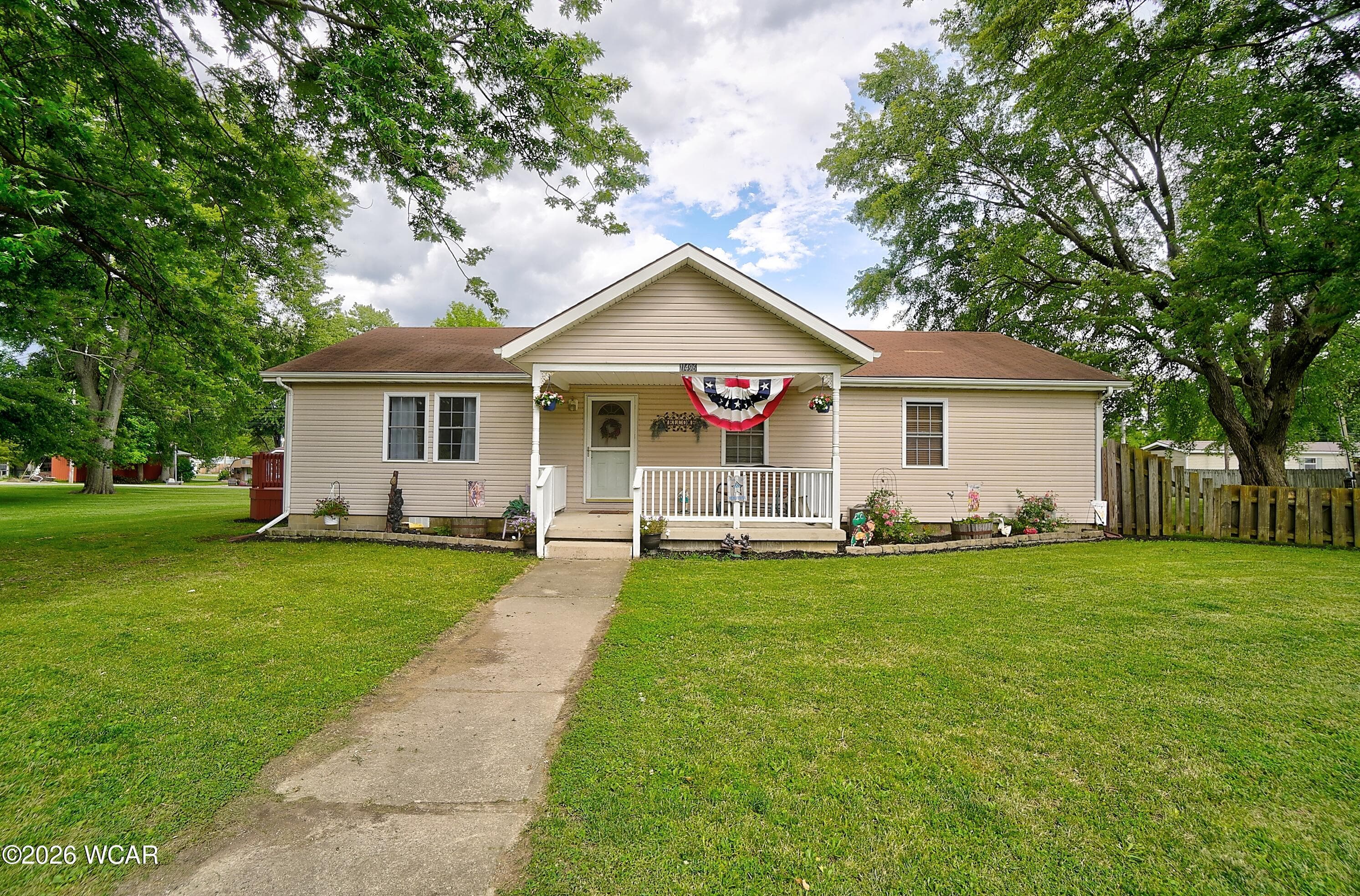 11496 Hiawatha photo 2