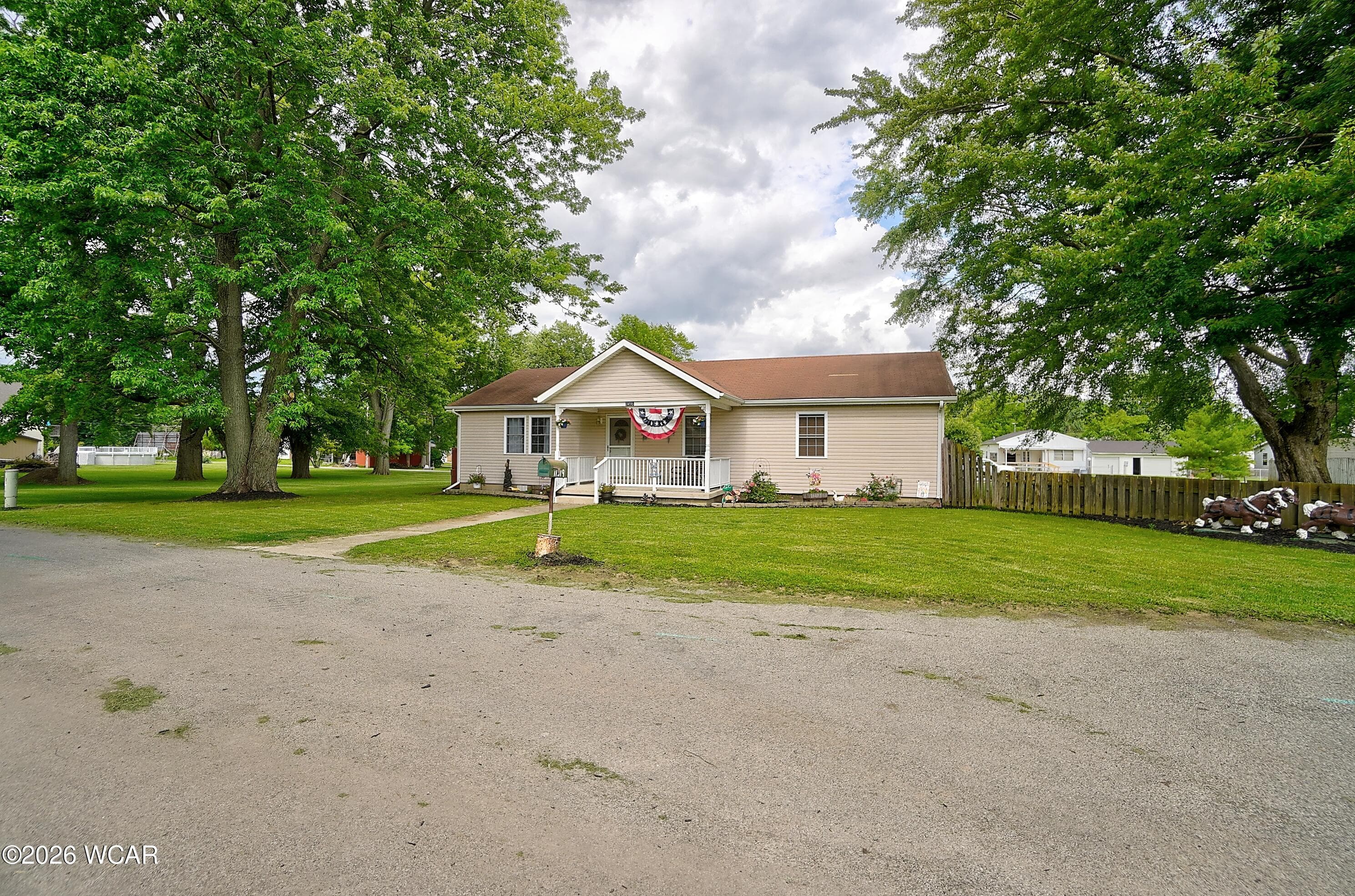 11496 Hiawatha photo 4