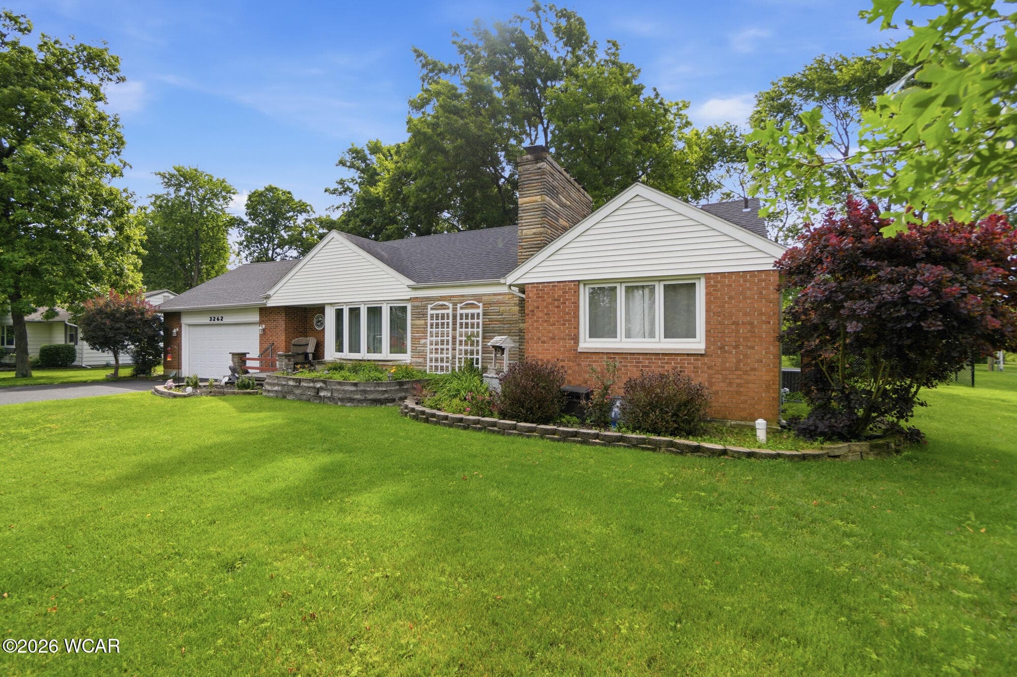 3262 Bonnieview photo 2