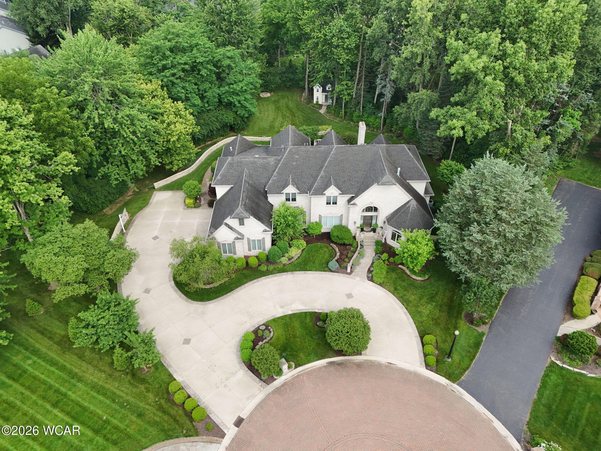 4 Hunters Gate photo 5