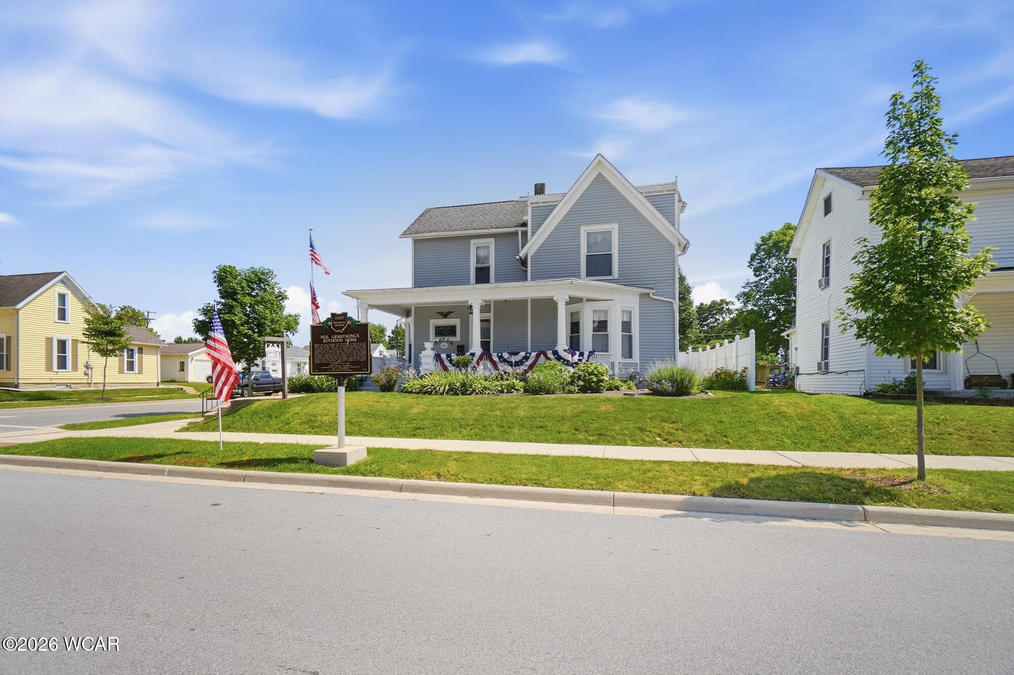 601 Benton photo 4