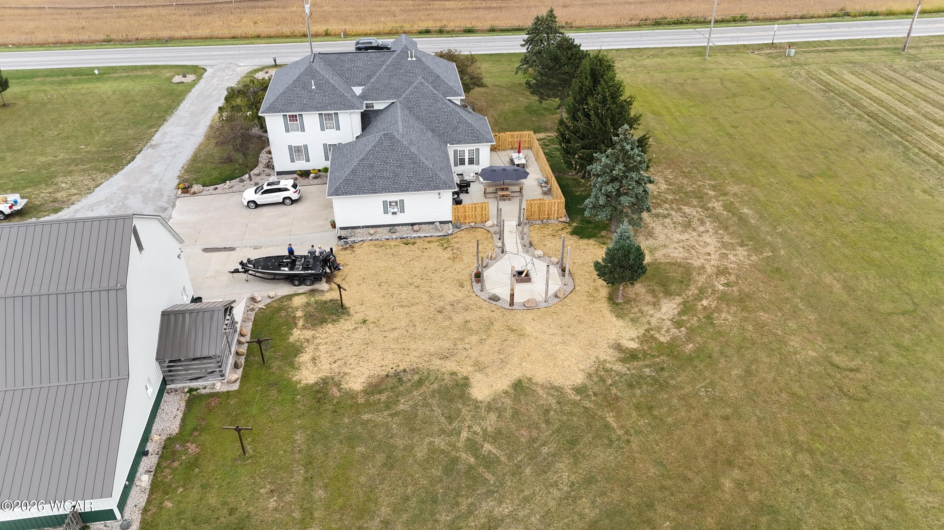 1311 Lincoln photo 2