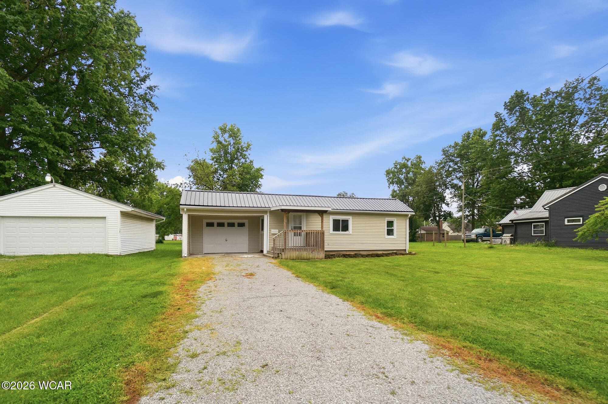 1415 Hazel photo 2