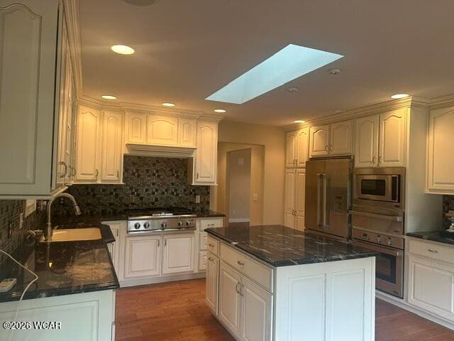 2471 Struthmore photo 3