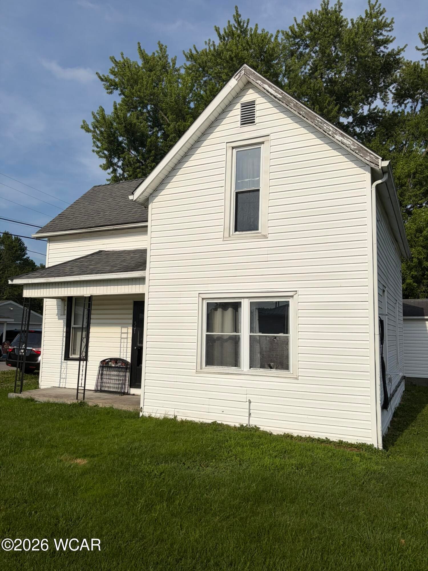 501 Elm photo 2