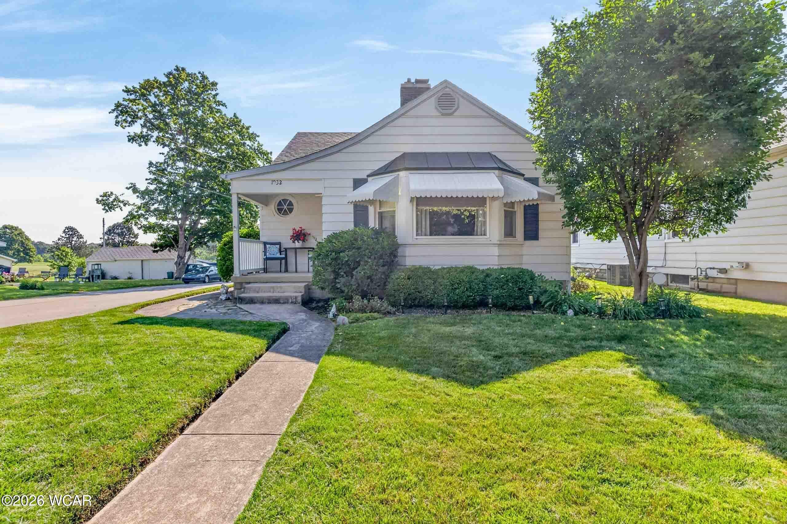 1032 Broadway photo 4