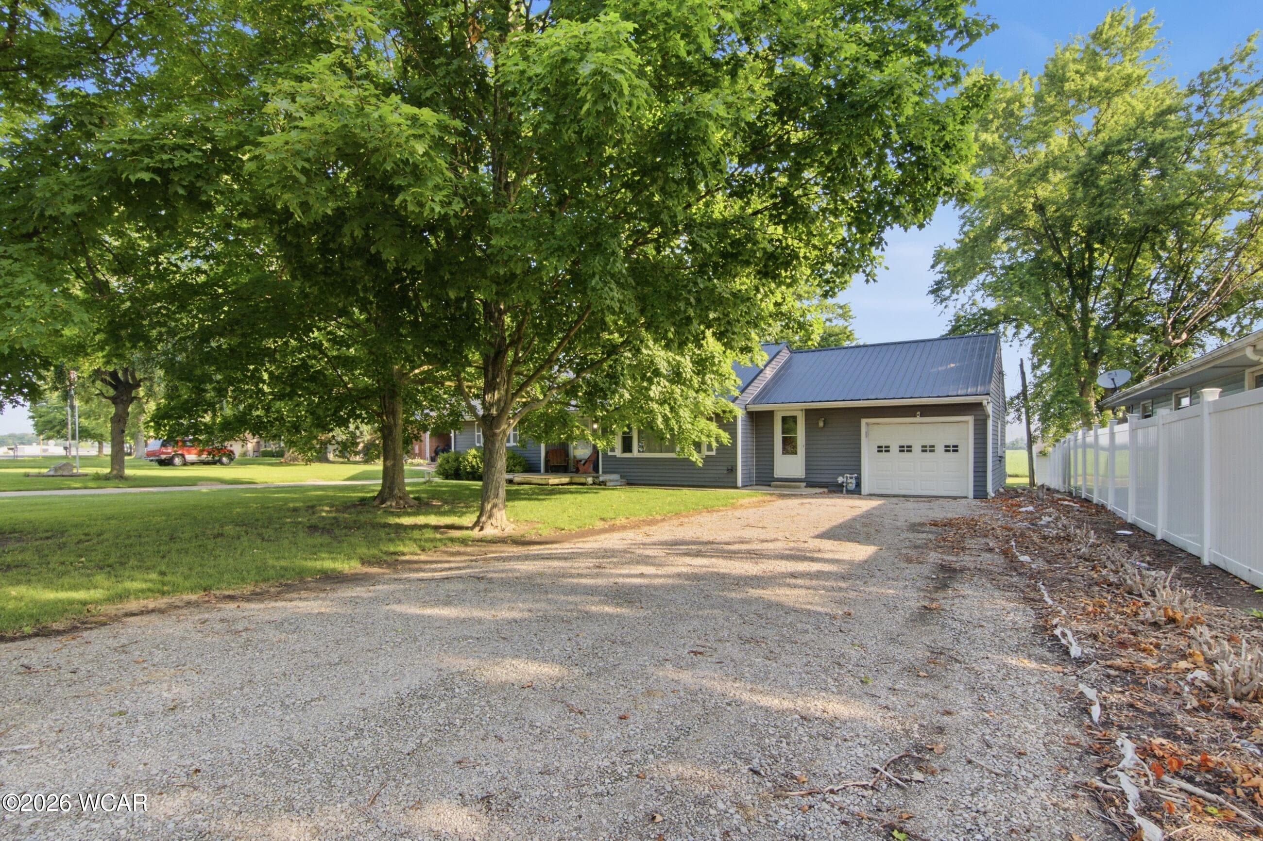 10351 Lincoln photo 2