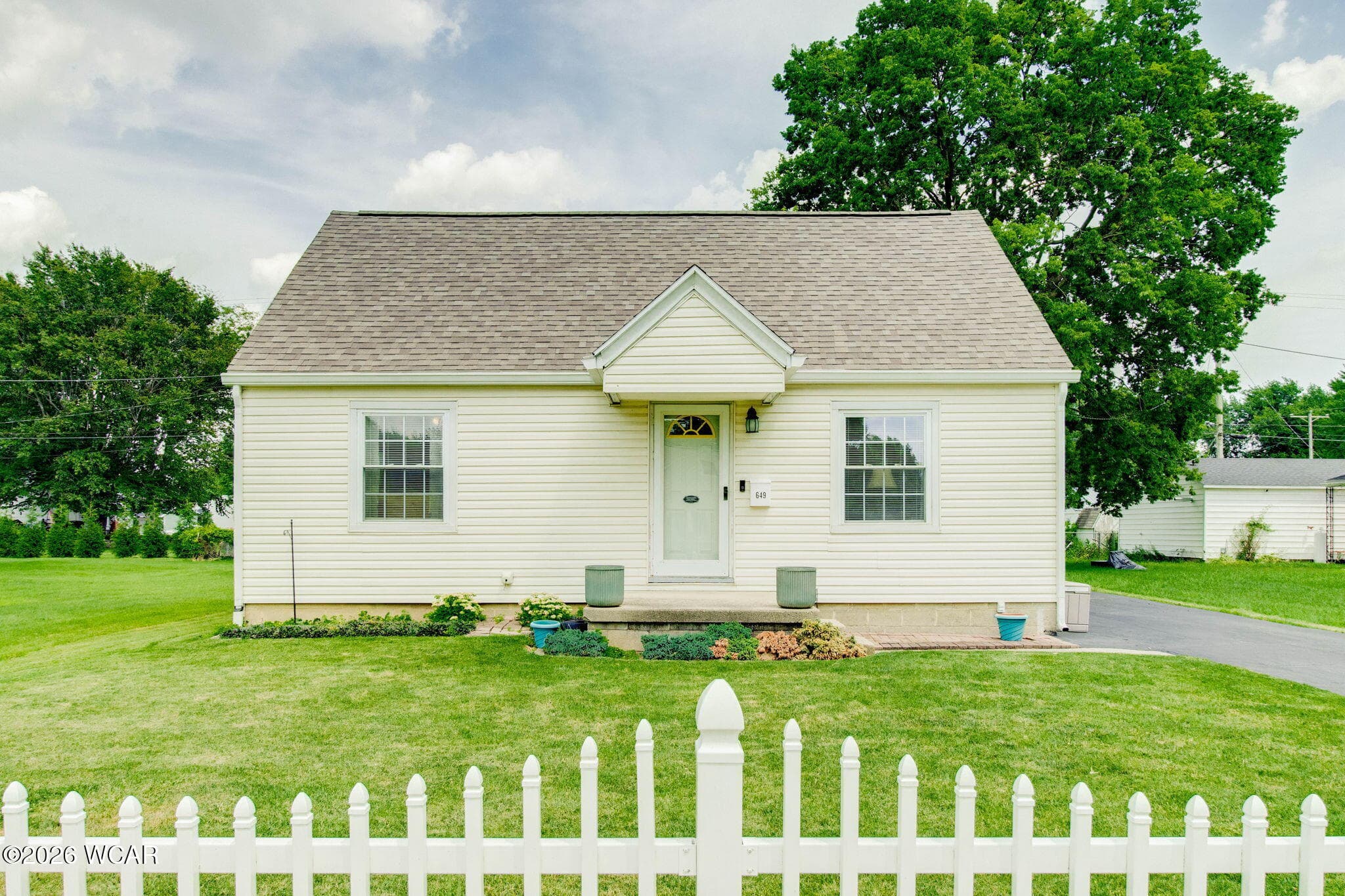 649 Willard