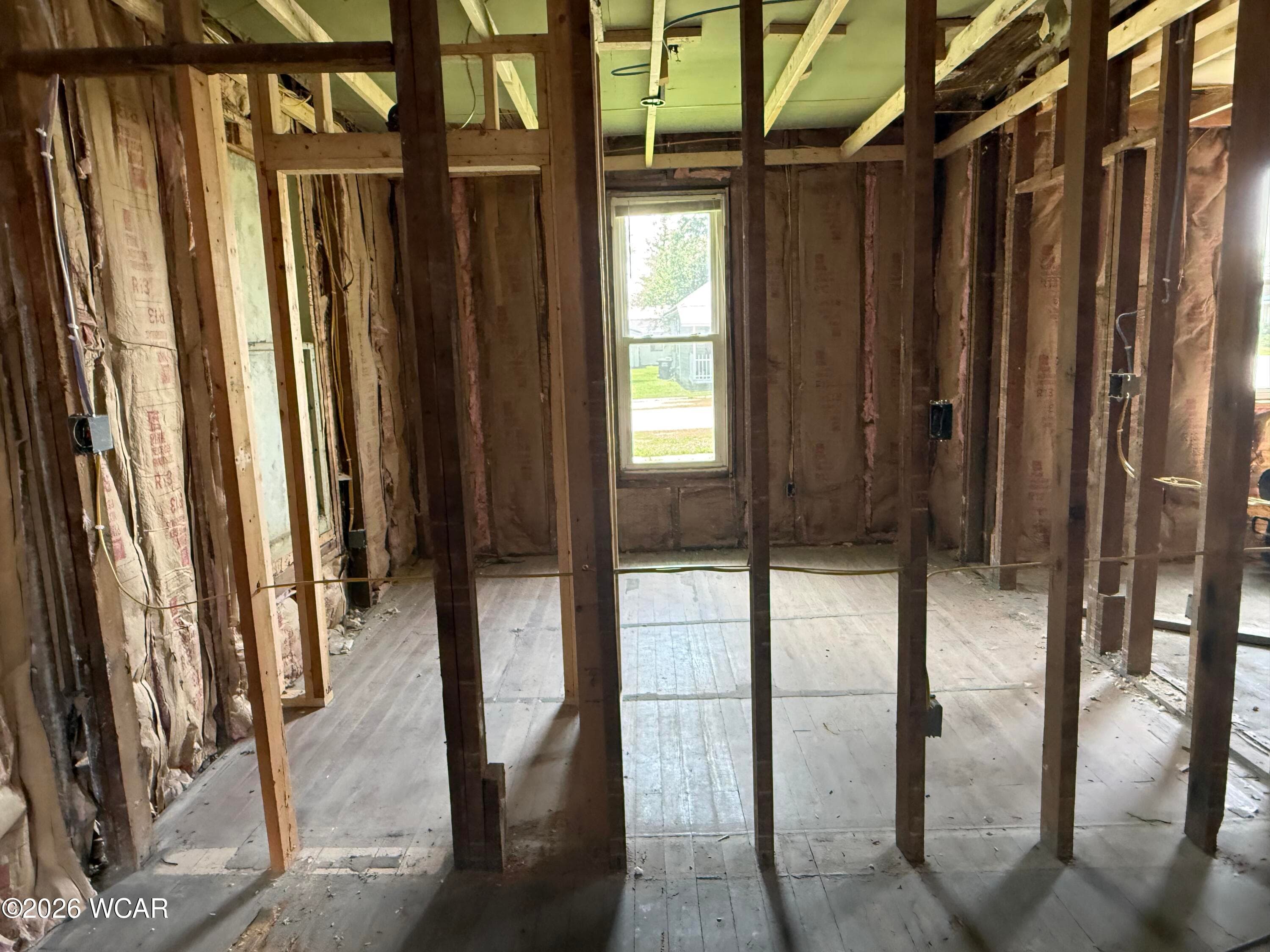 206 South photo 4