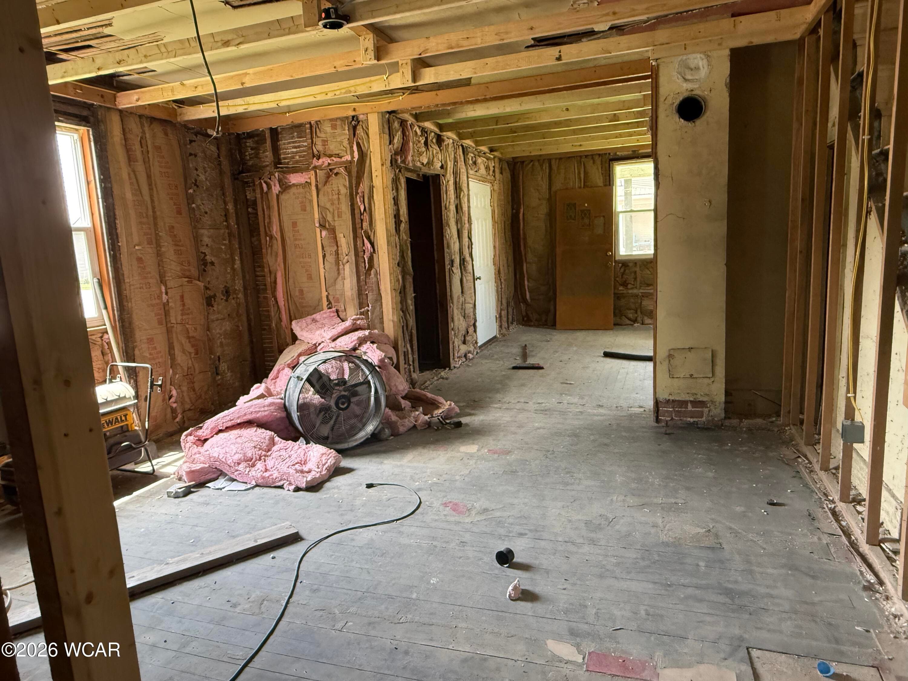 206 South photo 3