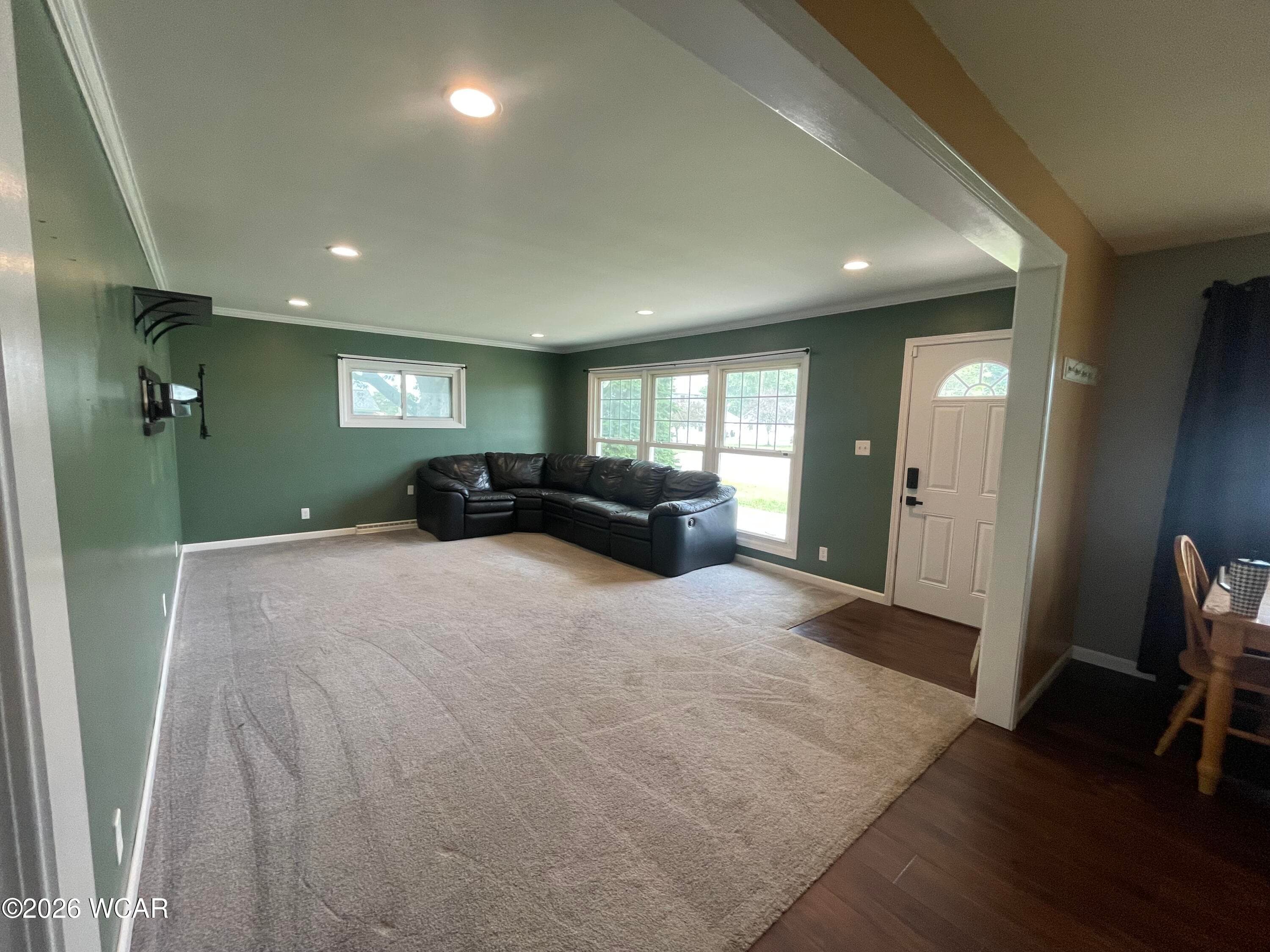 301 Marion photo 4