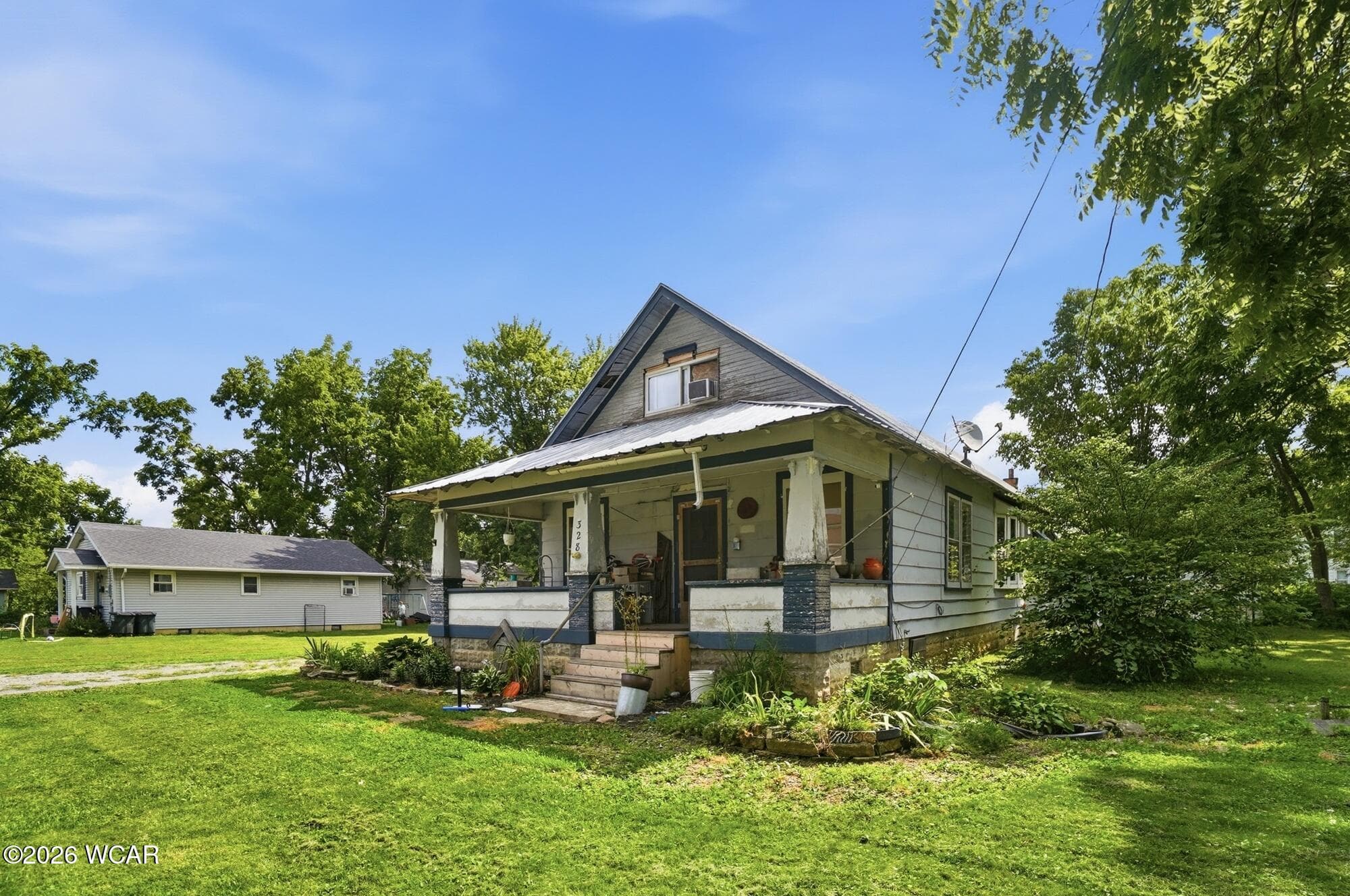 328 Harrison photo 3