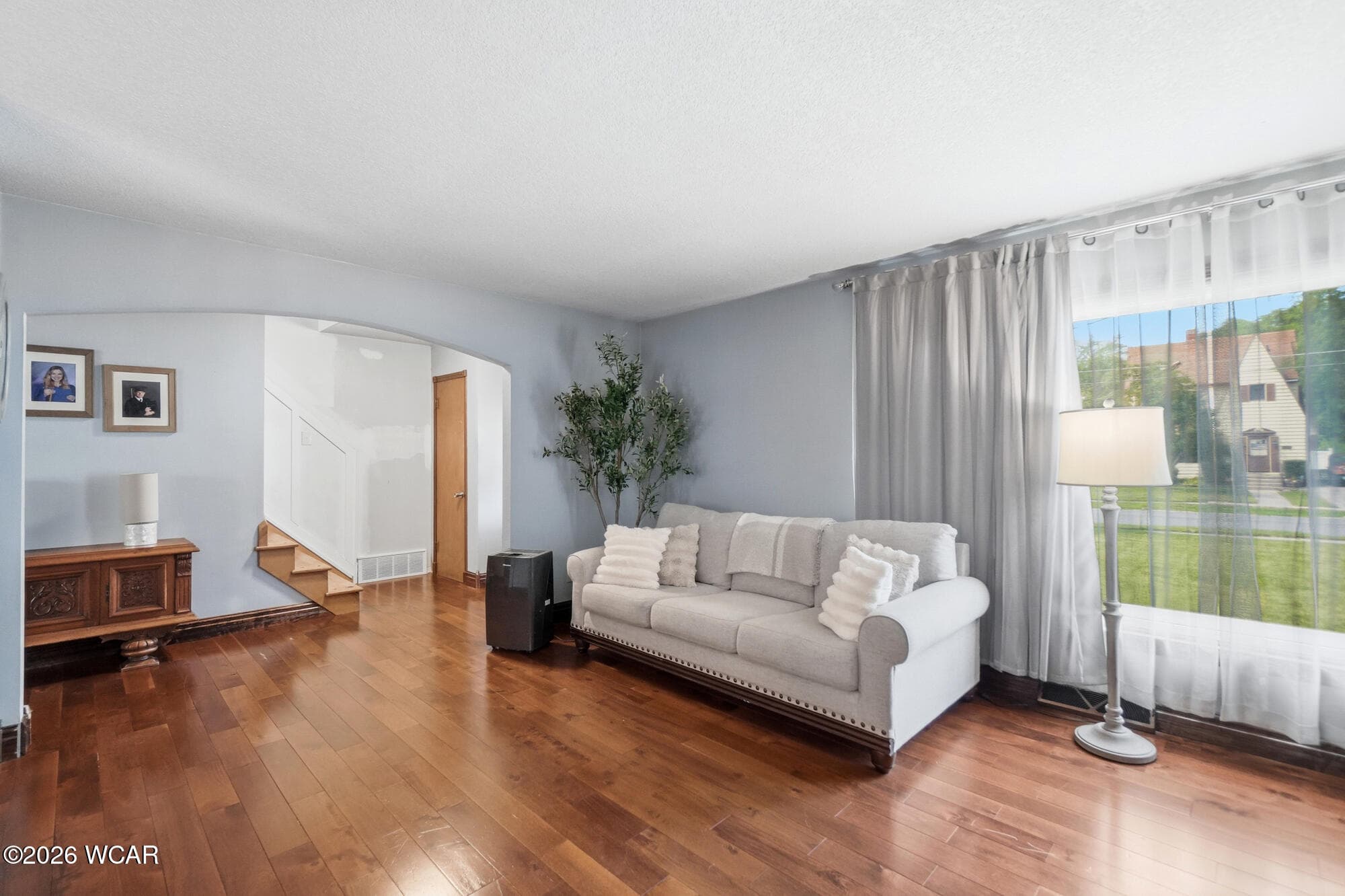 1619 Wendell photo 3