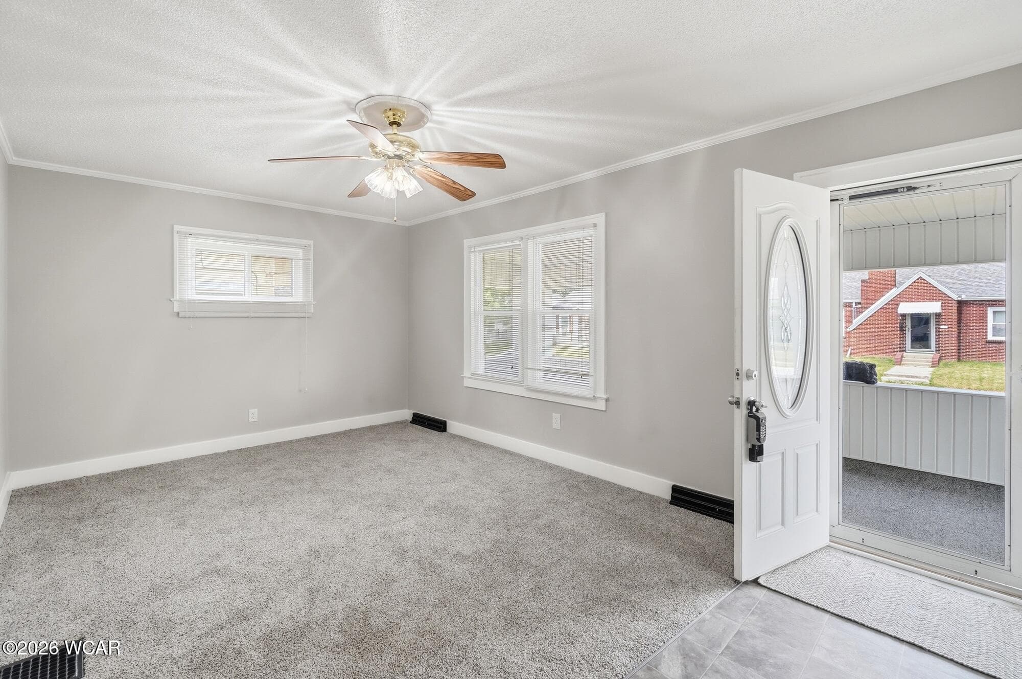543 Cortlandt photo 5
