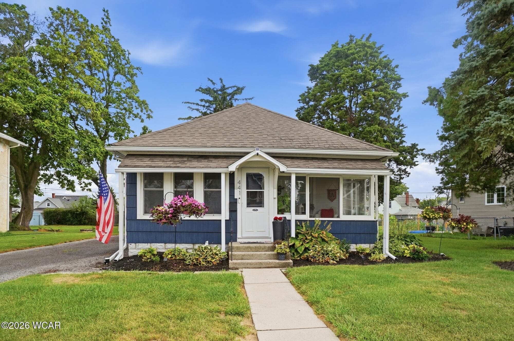 441 Dickinson