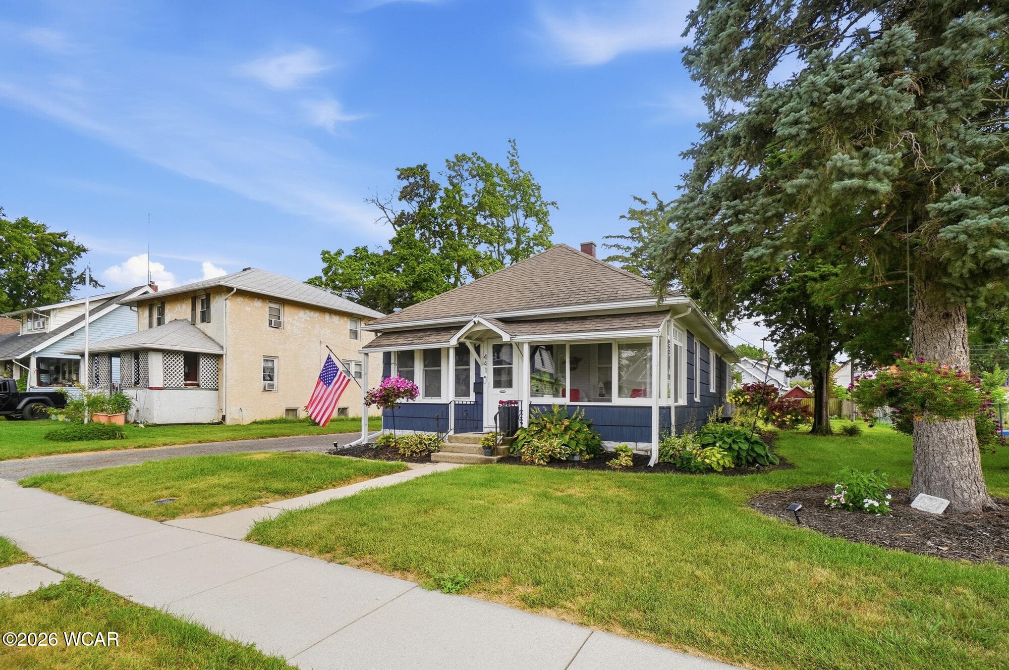 441 Dickinson photo 3