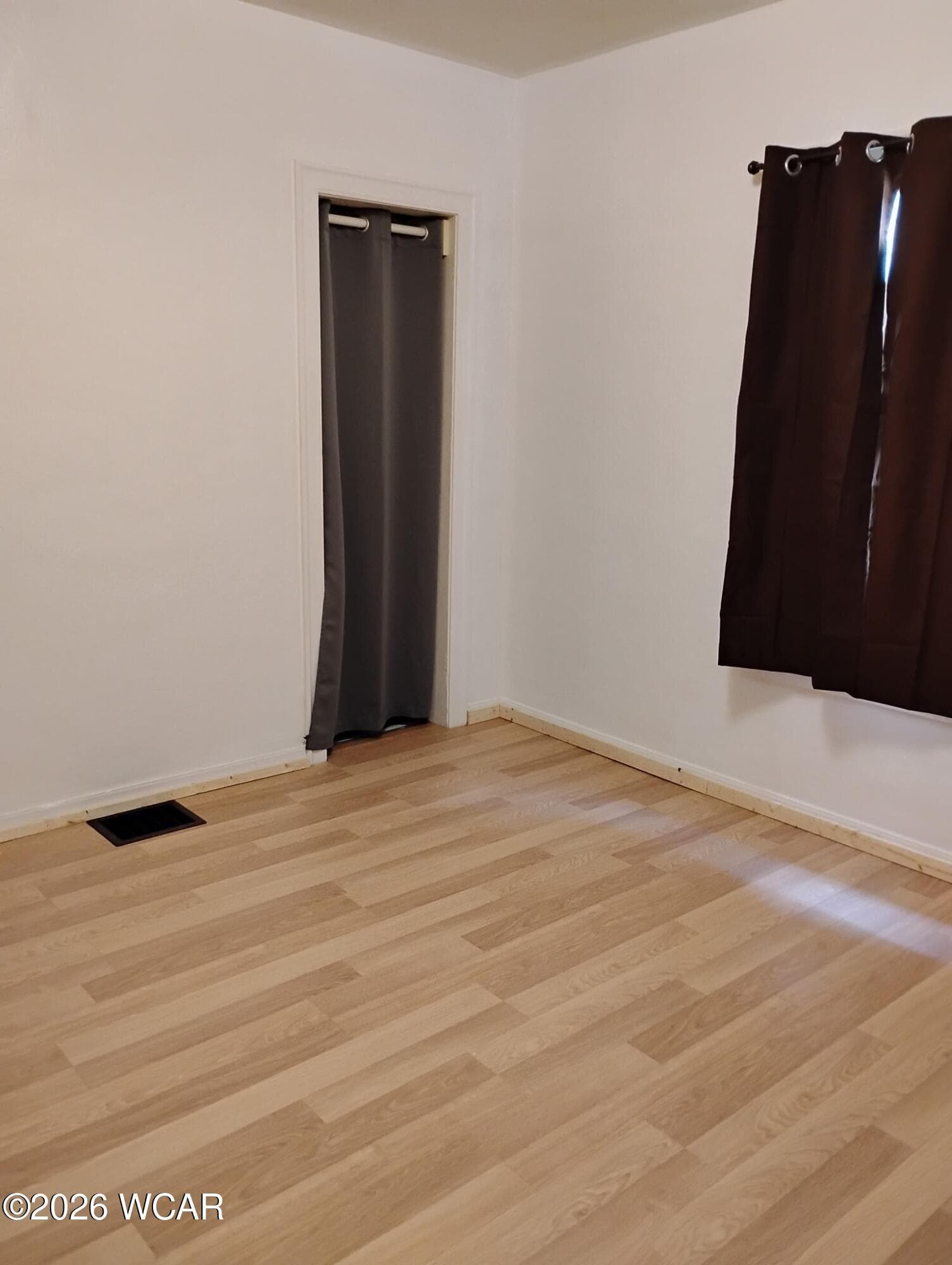 575 Harrison photo 4