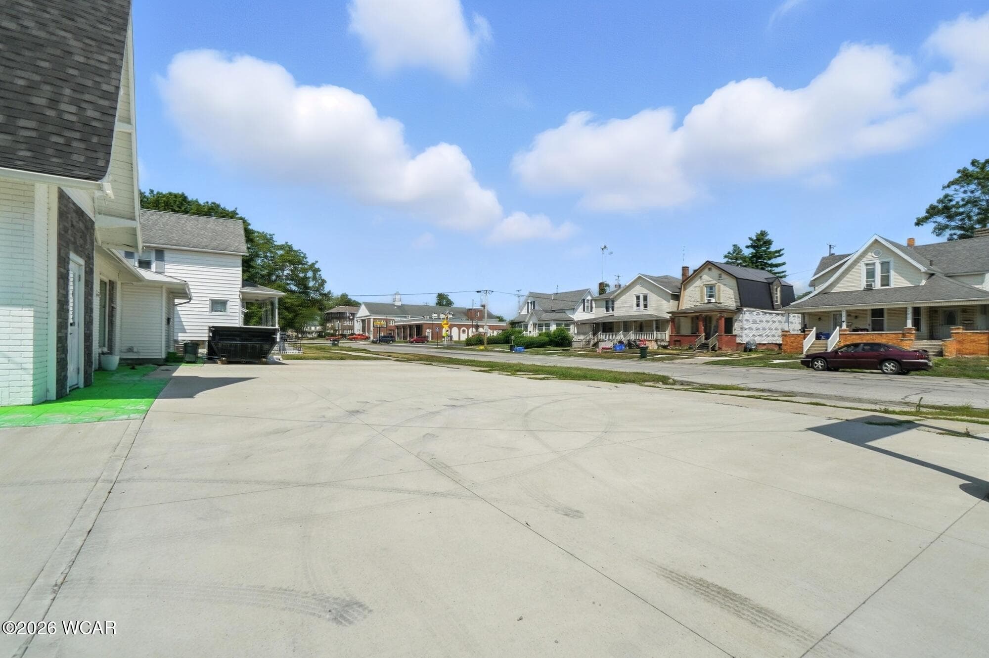 620 Main photo 4