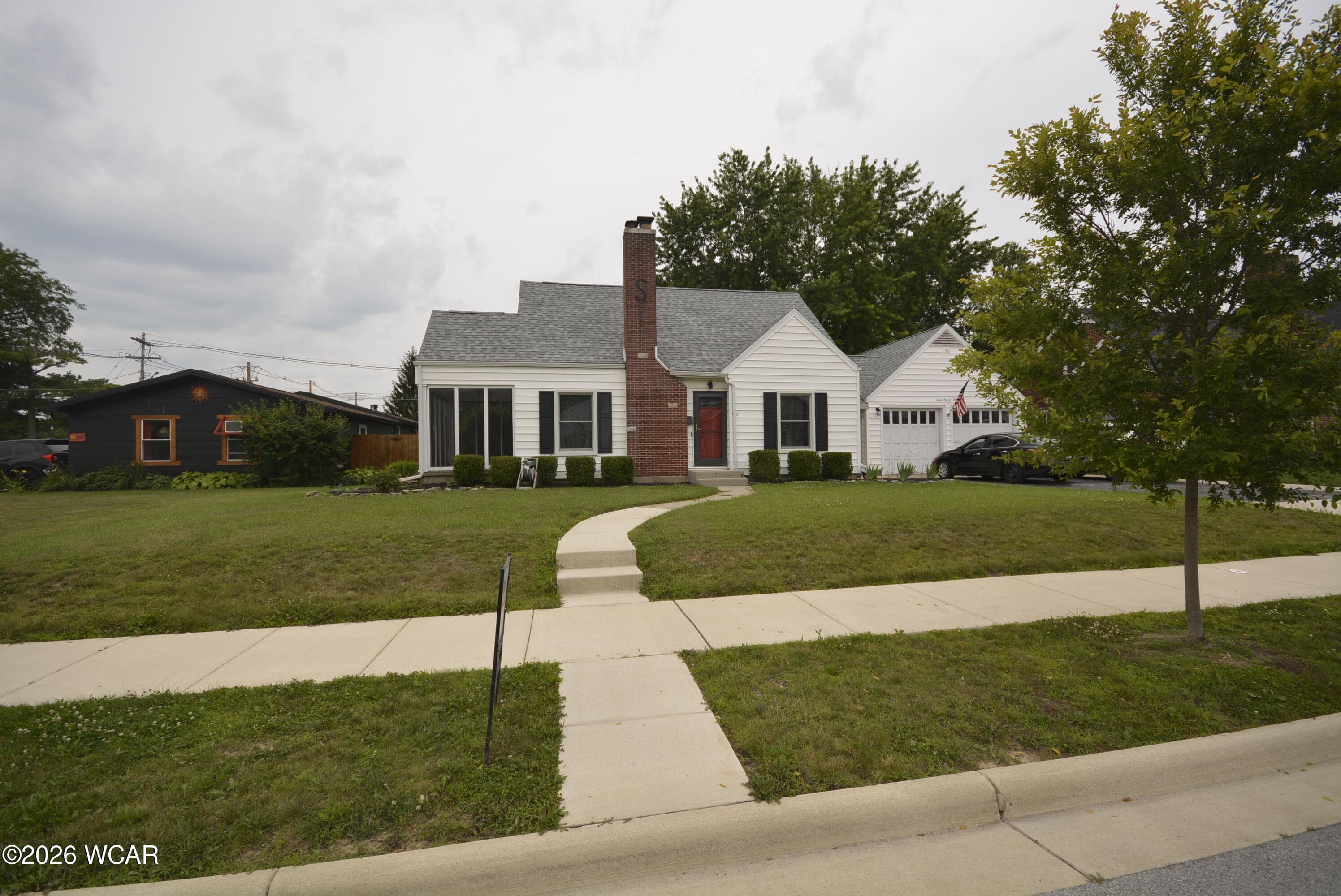 703 Benton