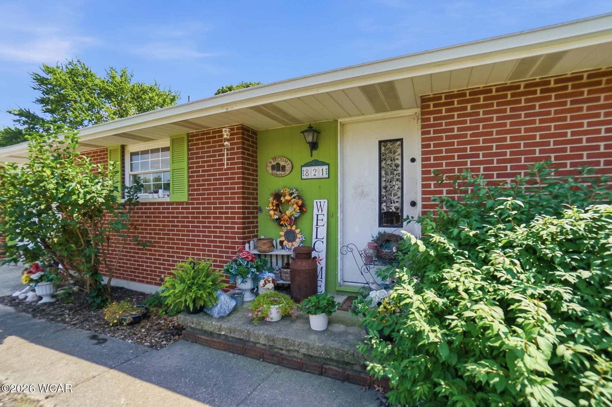 821 Circle photo 4