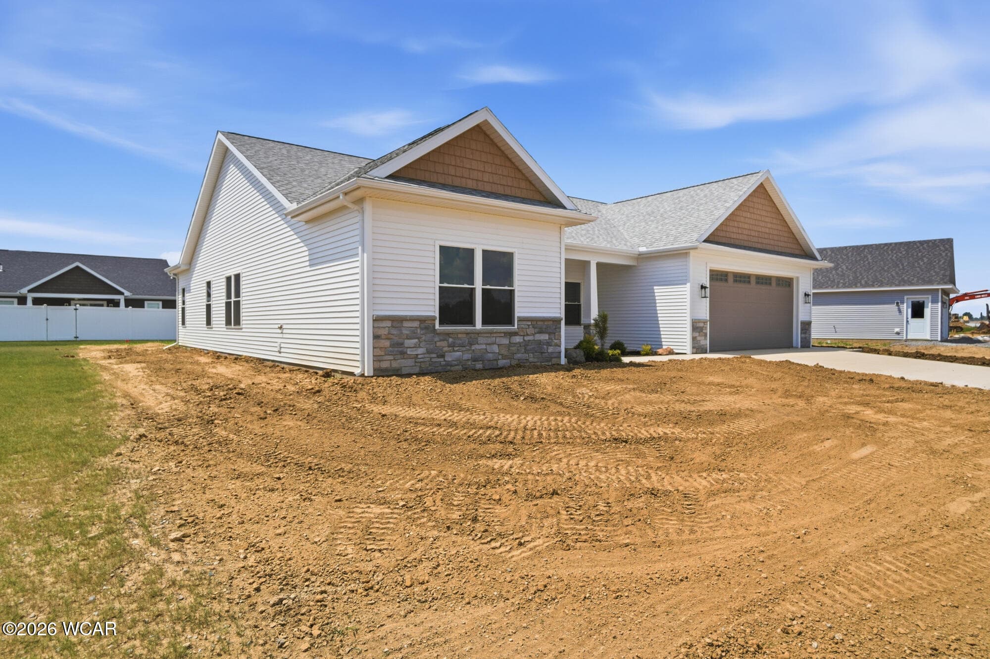 3739 Comanche photo 3