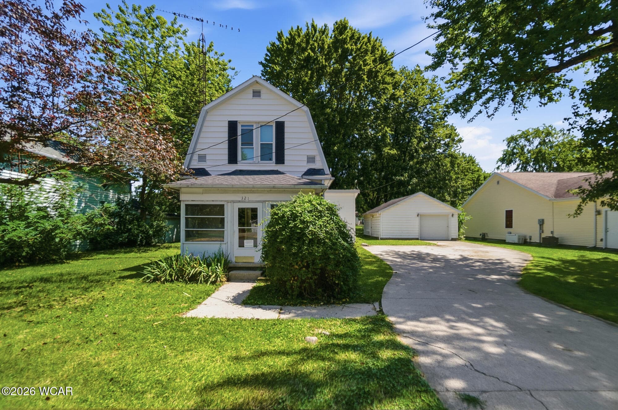 321 Walnut
