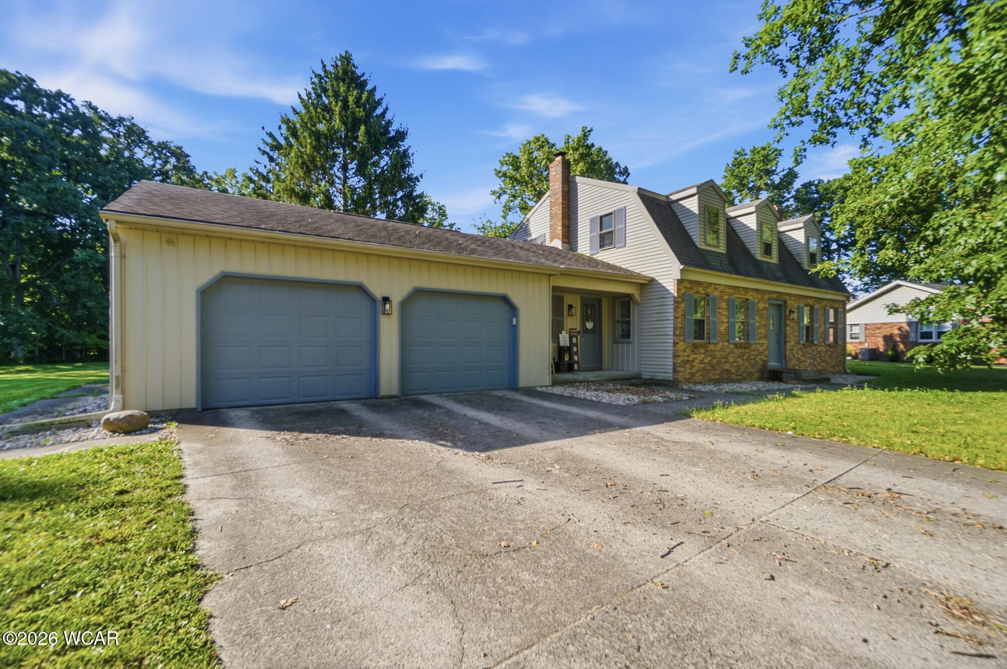 3605 Amblewood photo 2