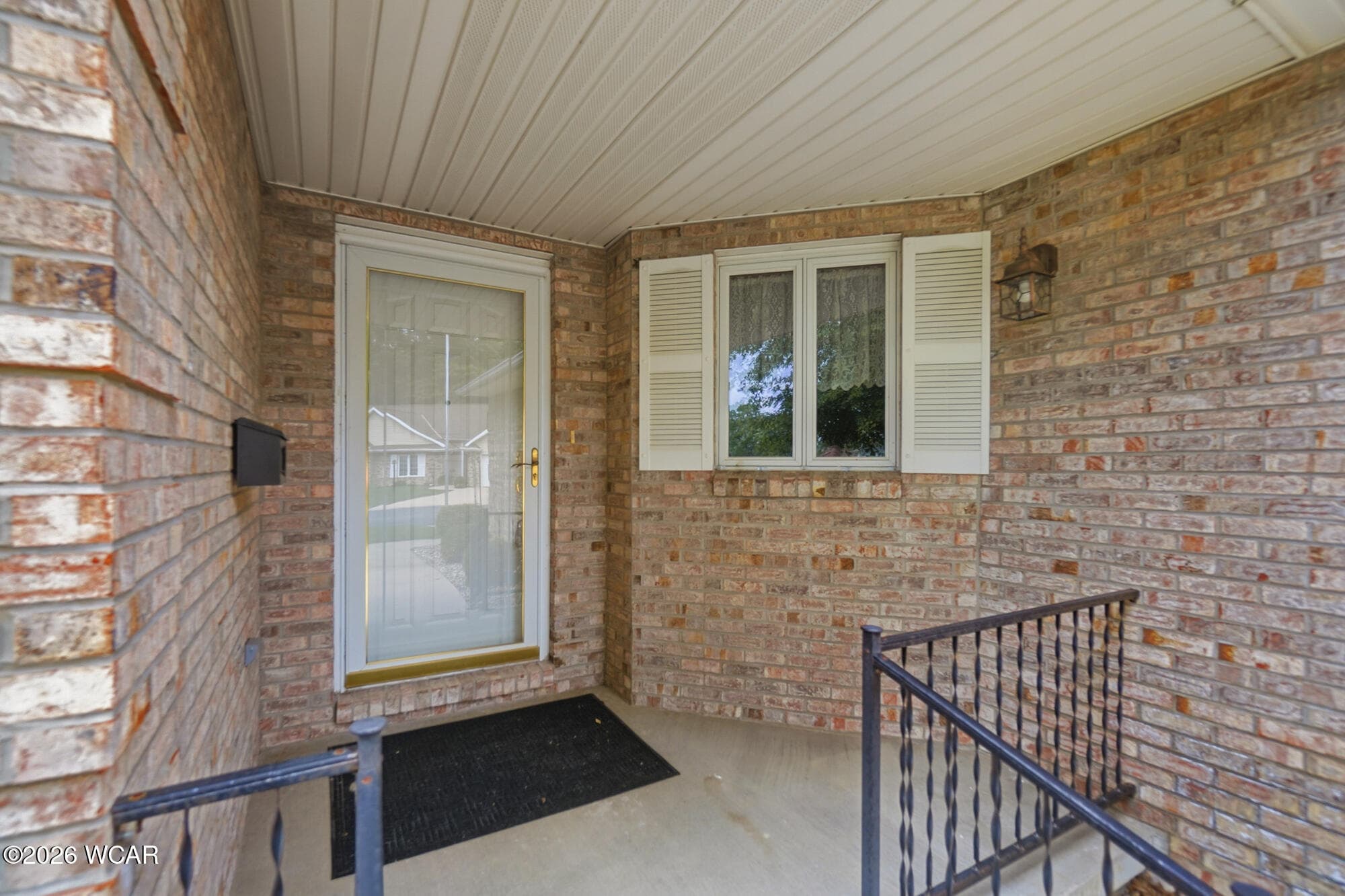 650 Golden Oaks photo 4