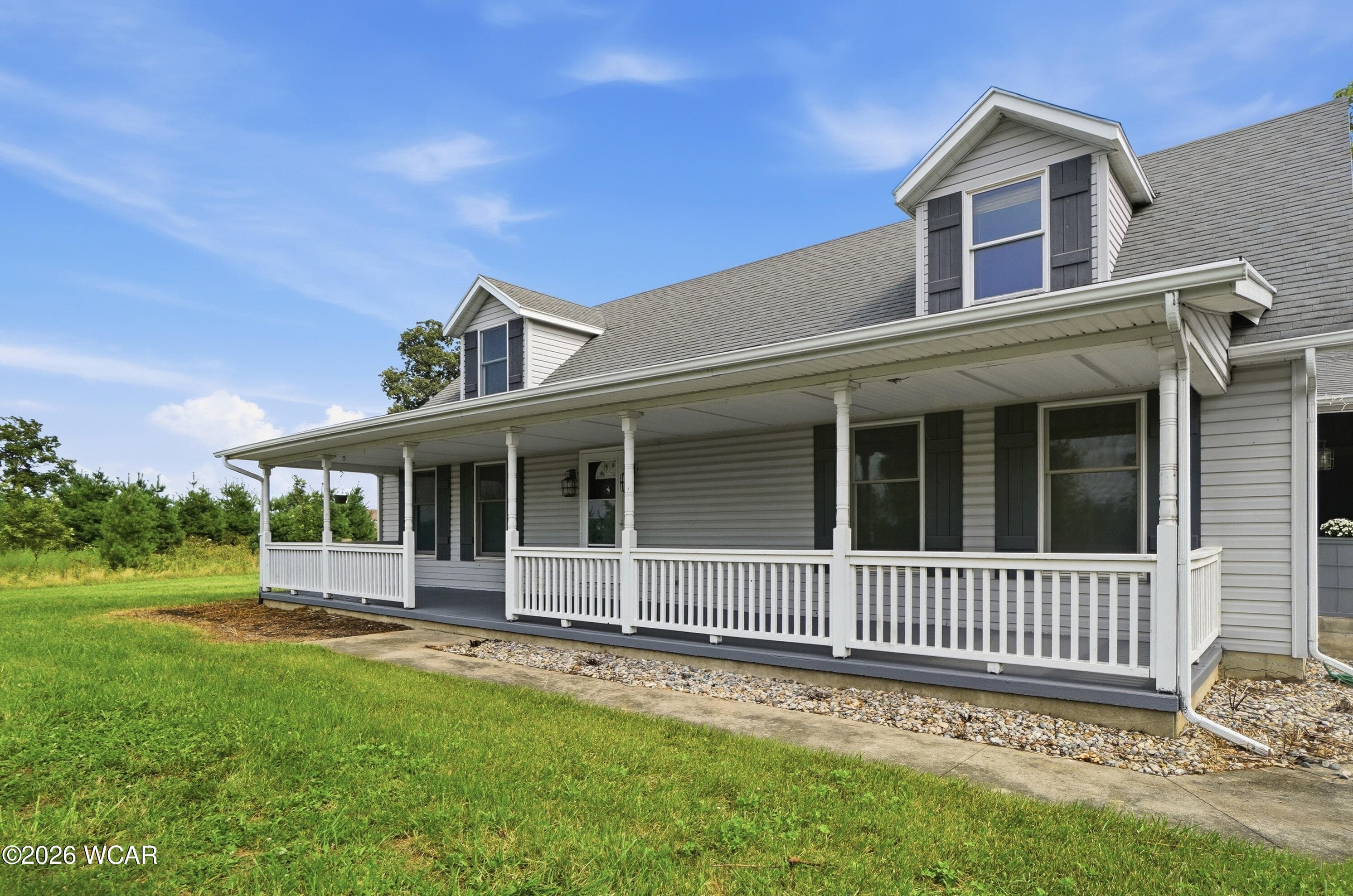 3611 Hanthorn photo 4