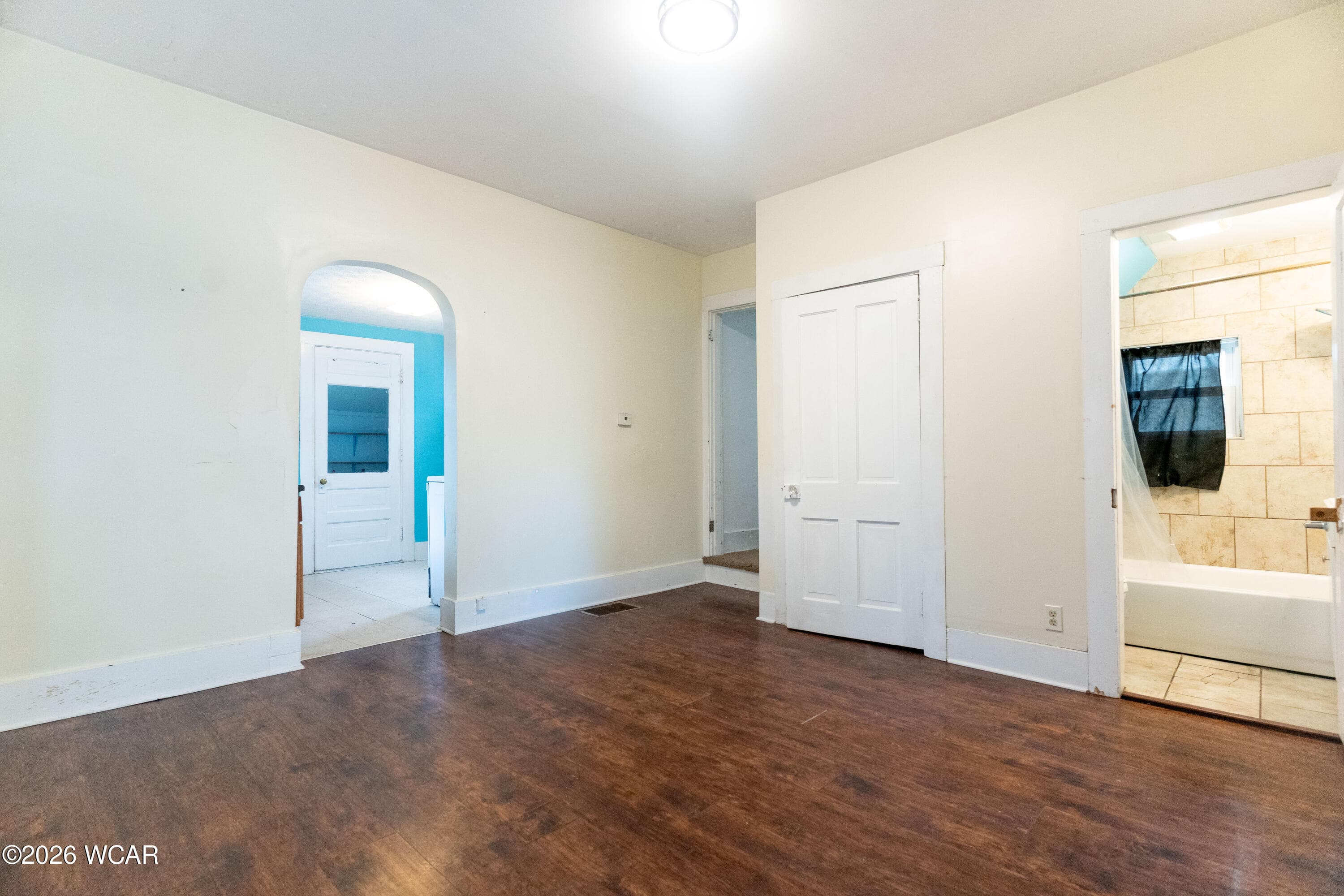 505 Adams photo 2