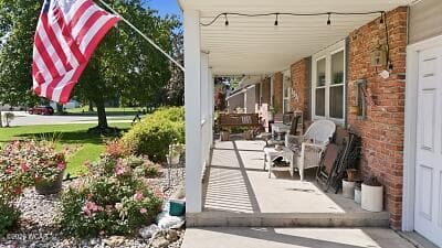 1081 Mockingbird photo 4