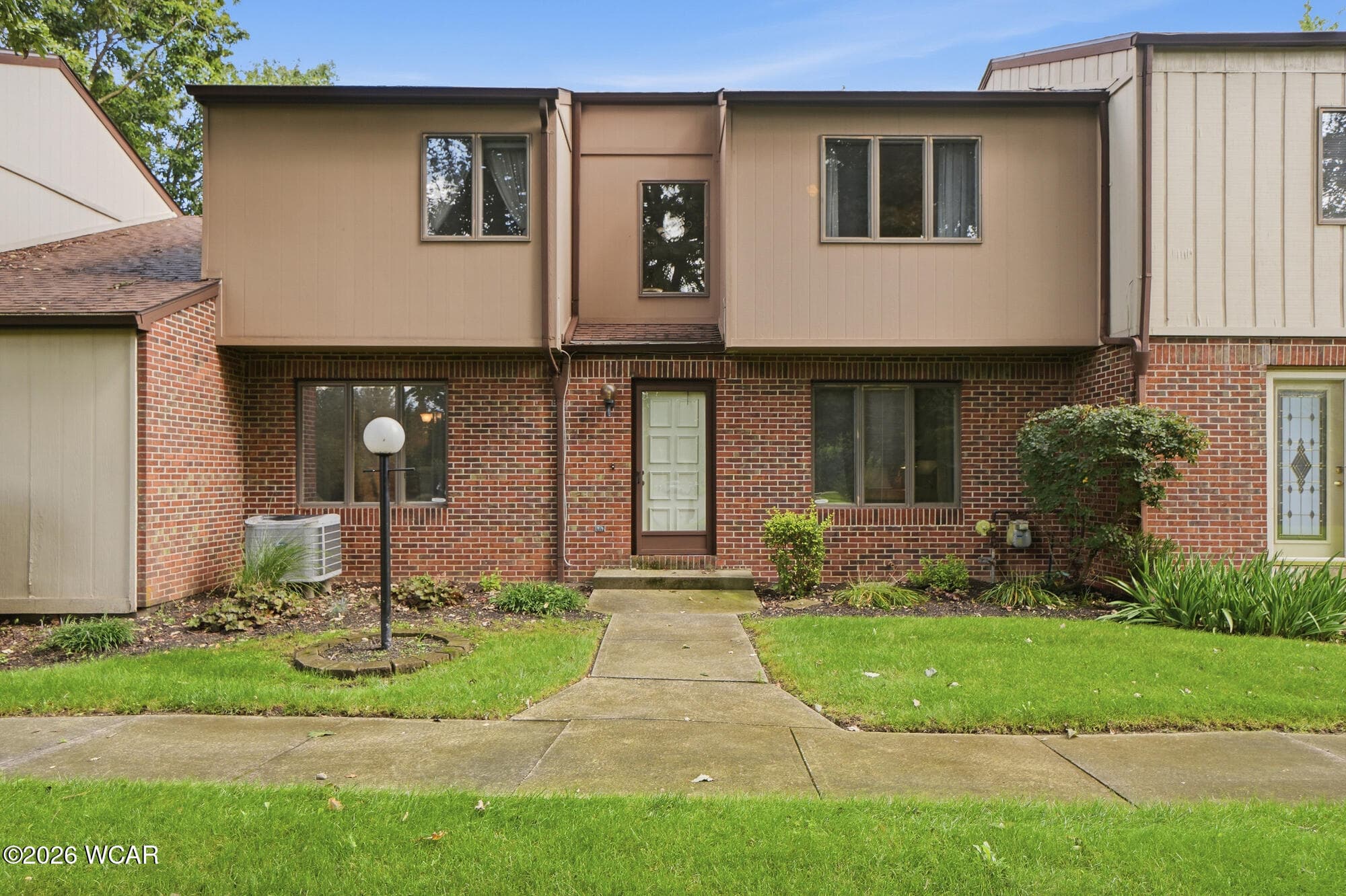 2531 Struthmore photo 2