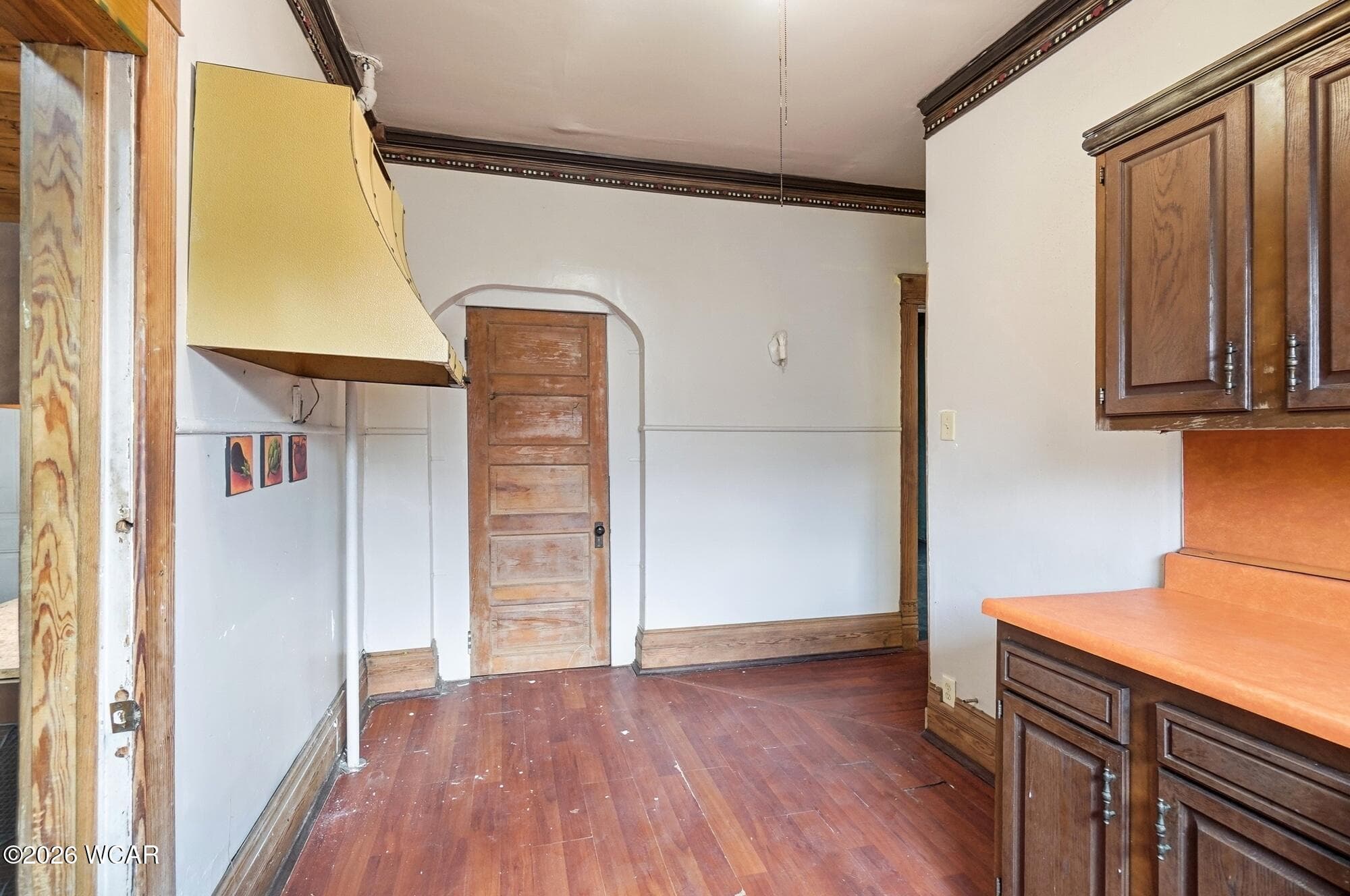 725 West photo 5