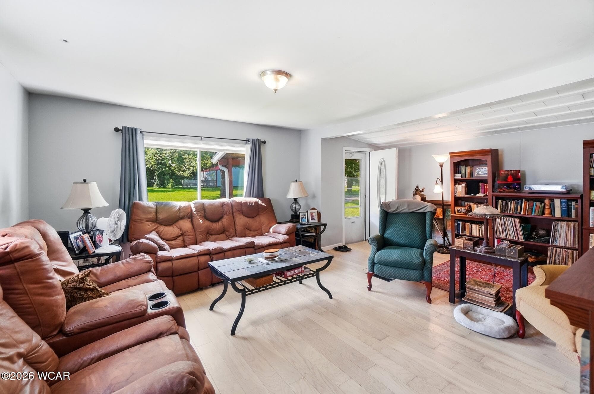 1127 Franklin photo 4