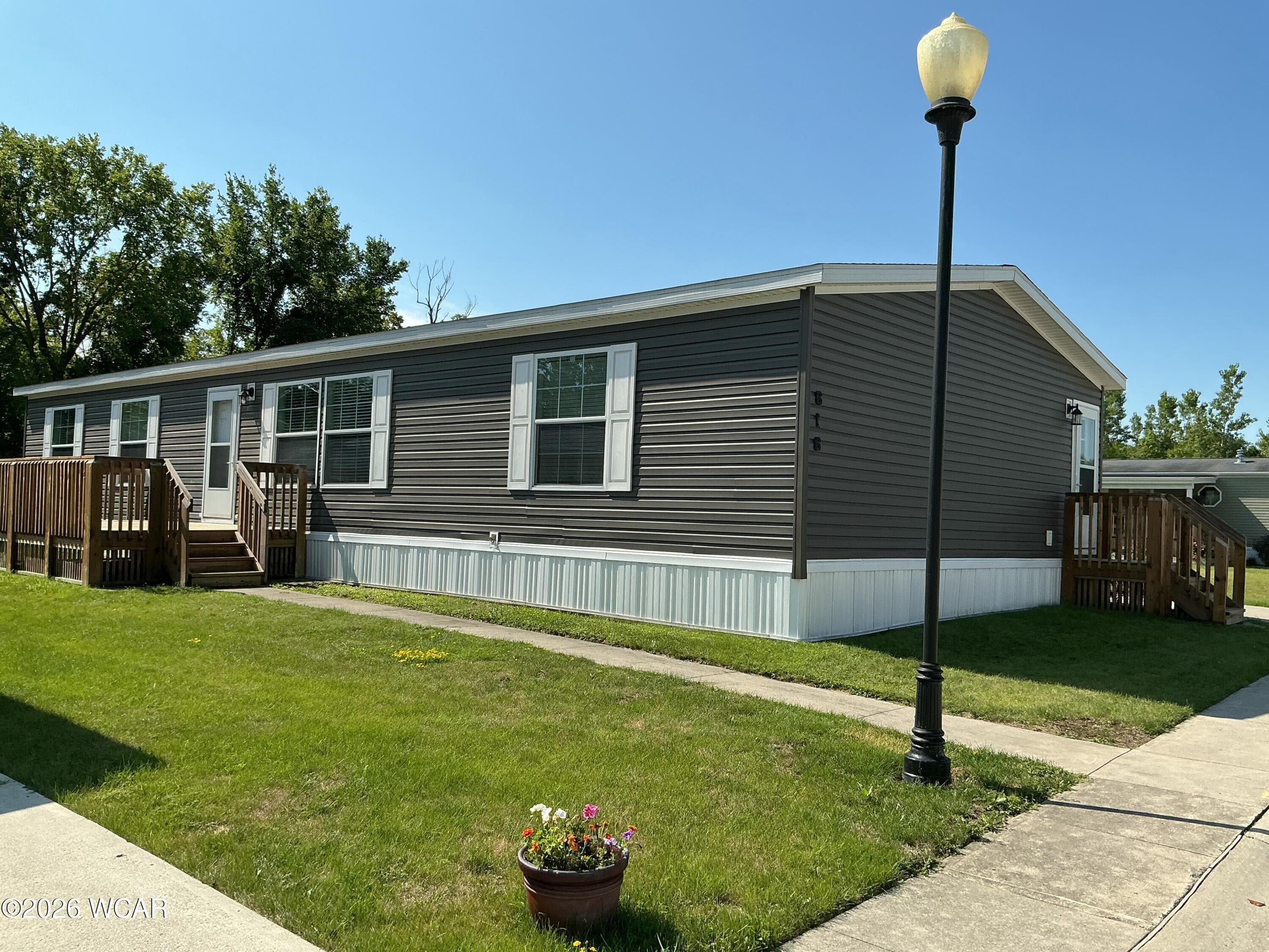 616 Lakeridge