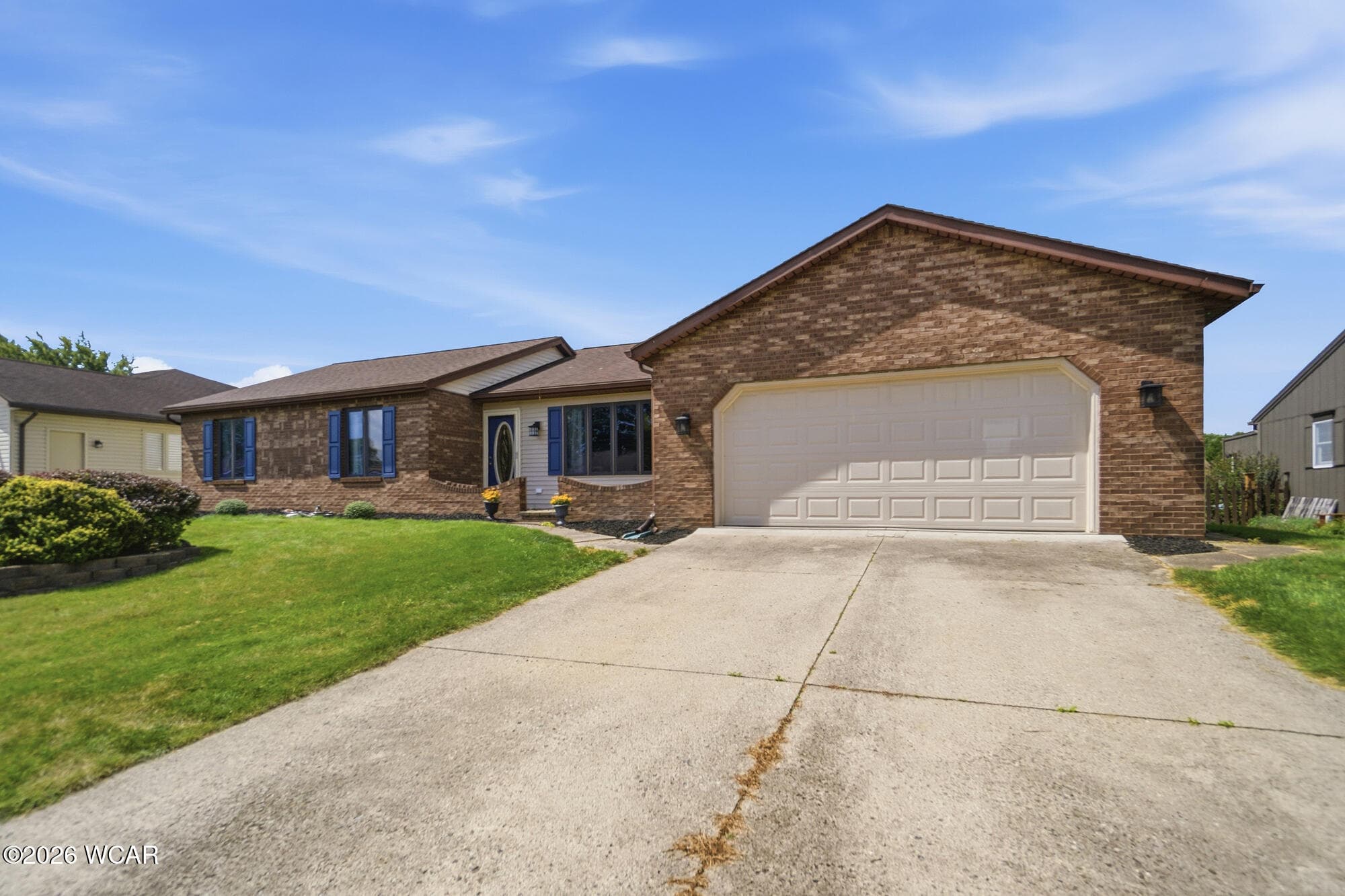 120 Greenbriar photo 3
