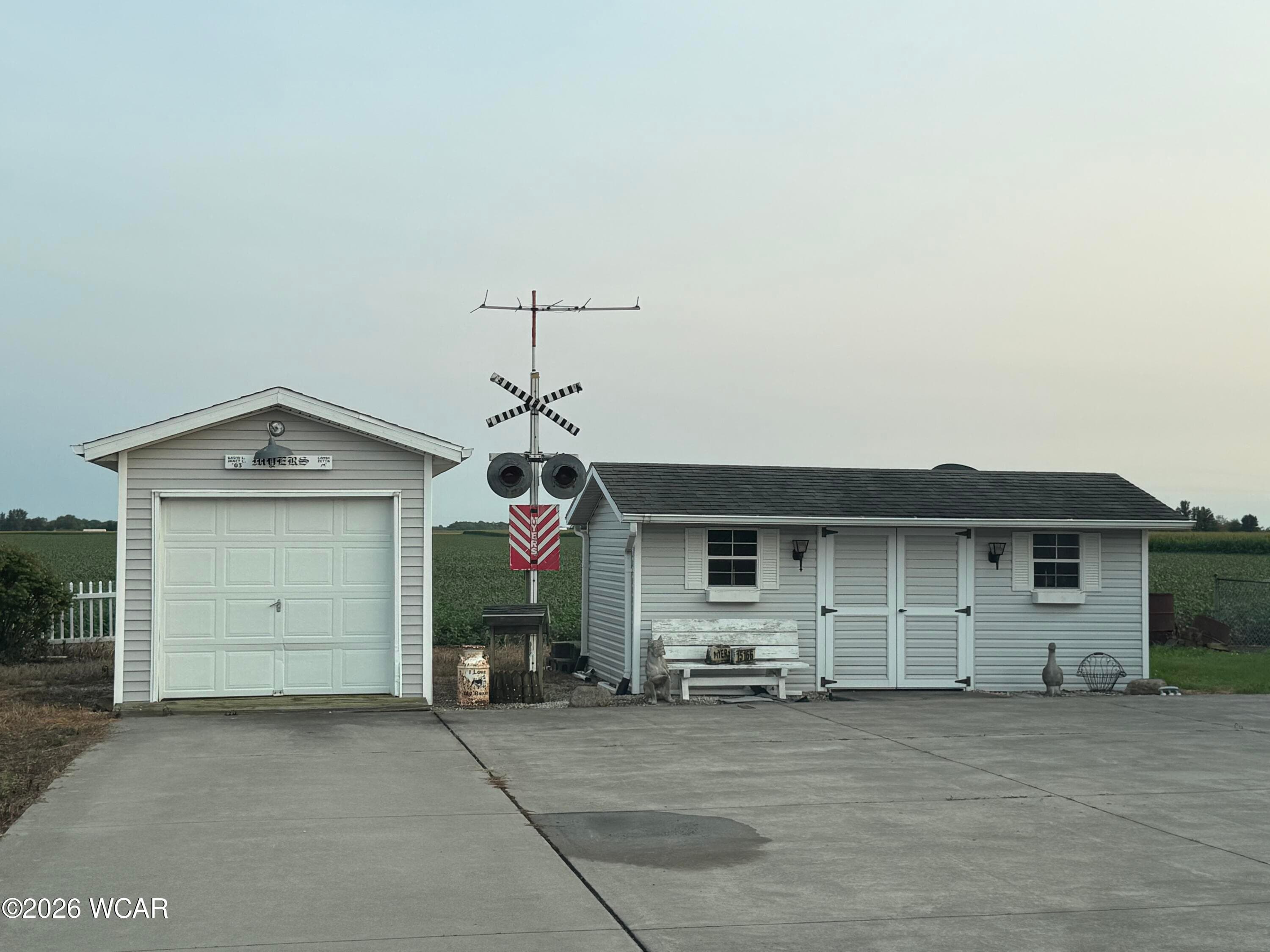 15166 Ohio 709 photo 2