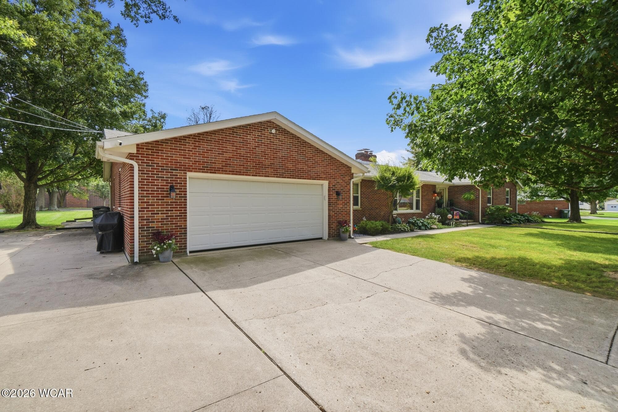2643 Elmview photo 4