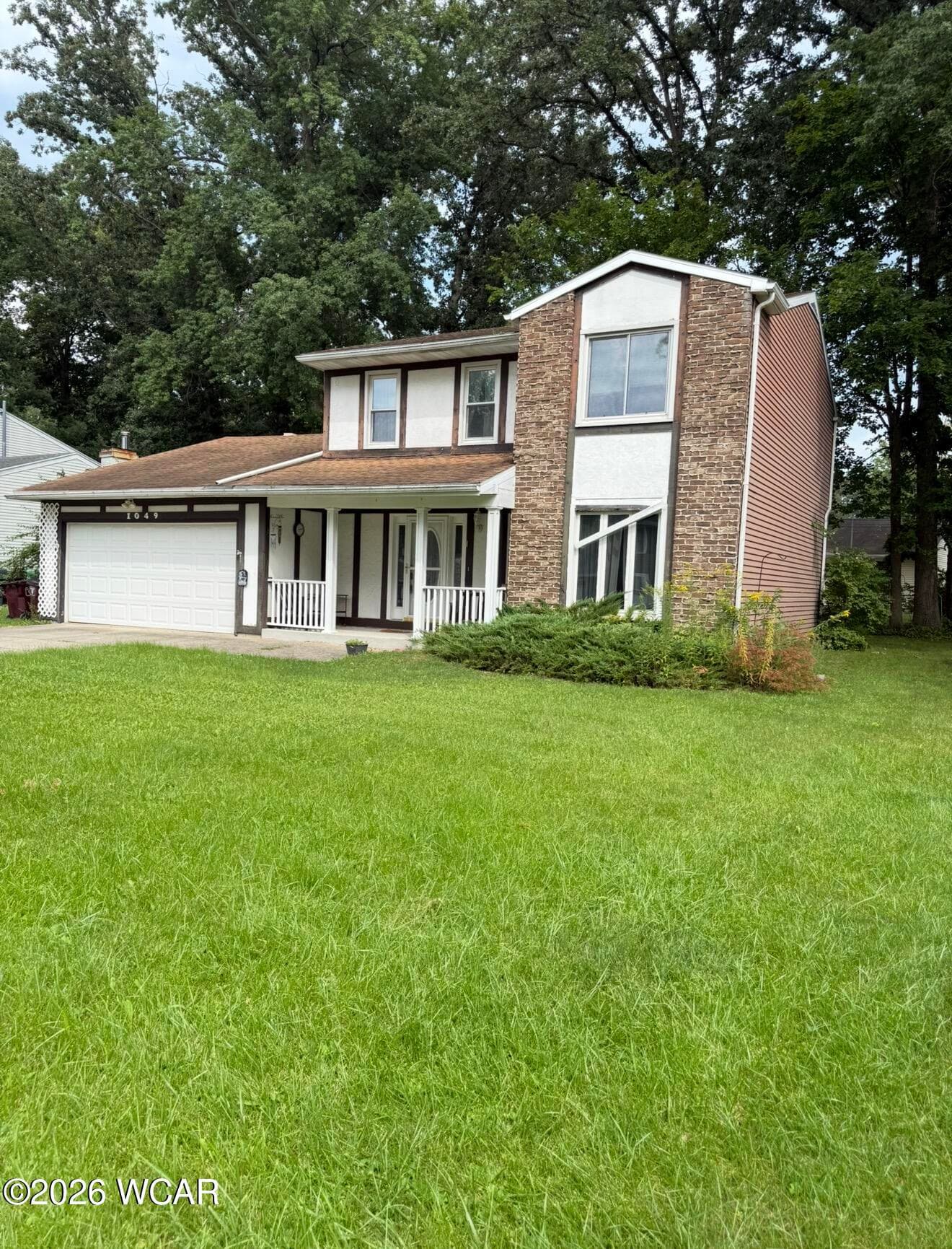 1049 Westerly photo 2