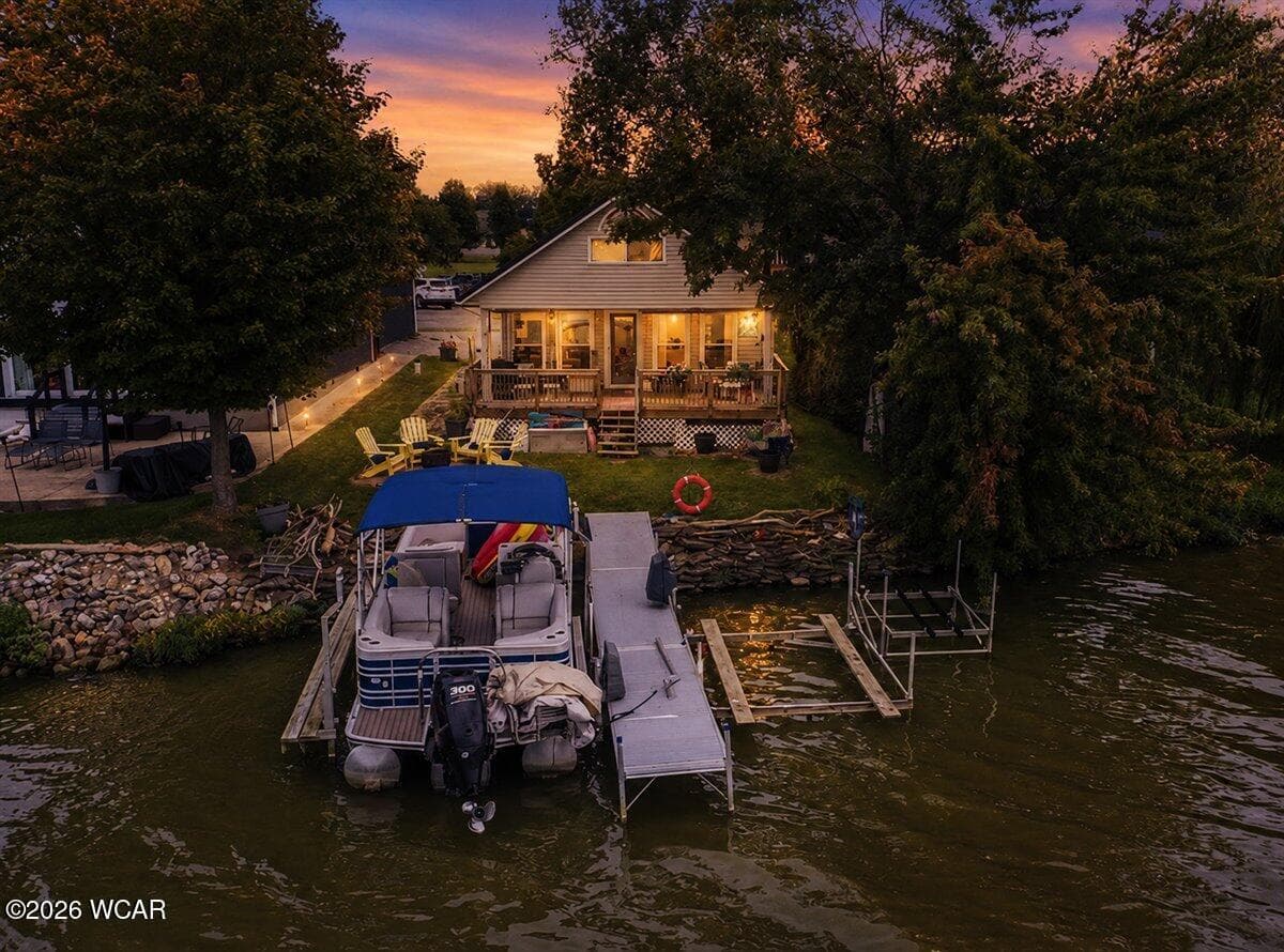 9169 Breezy Way photo 2