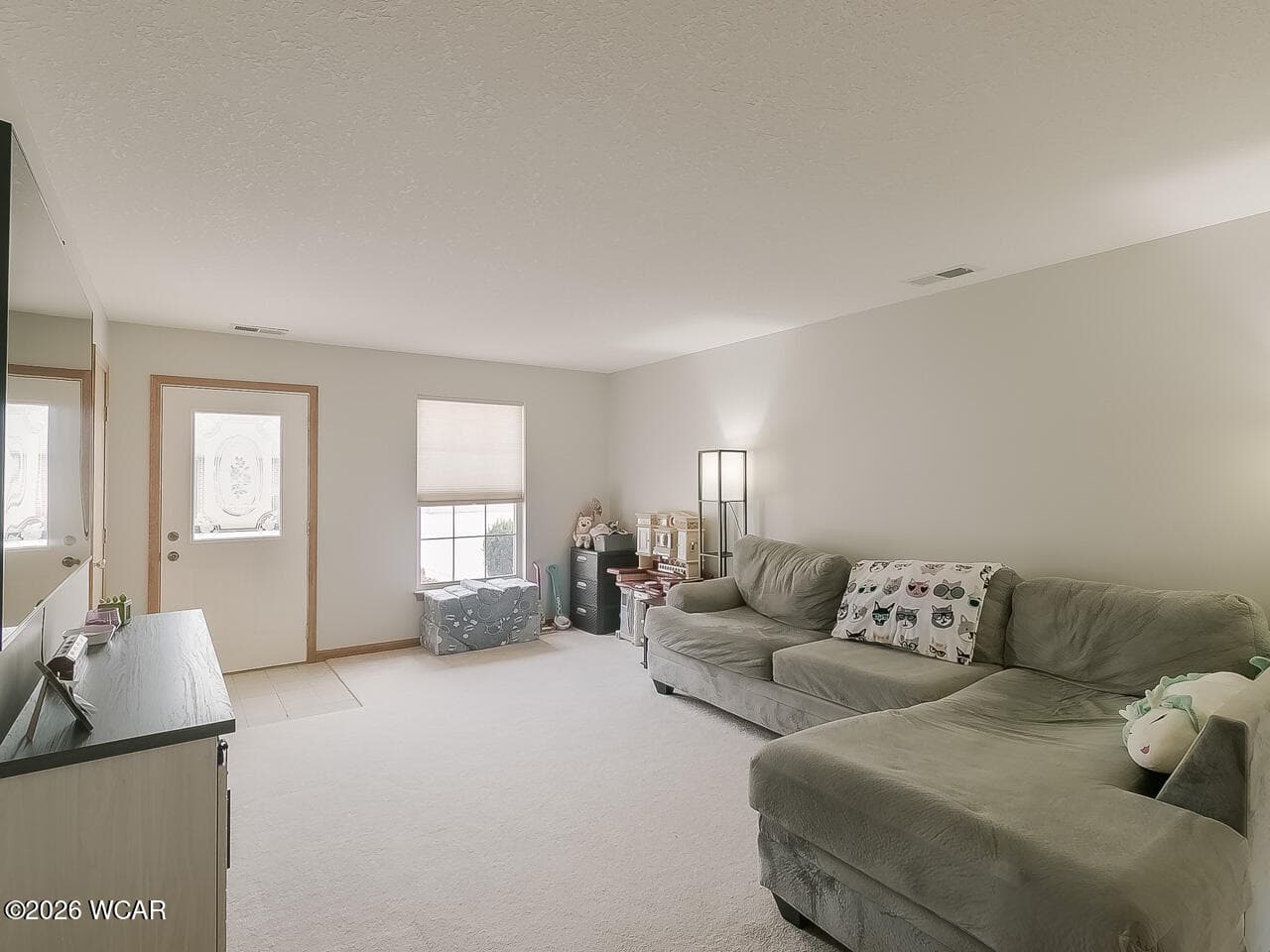 3867 Yale photo 3