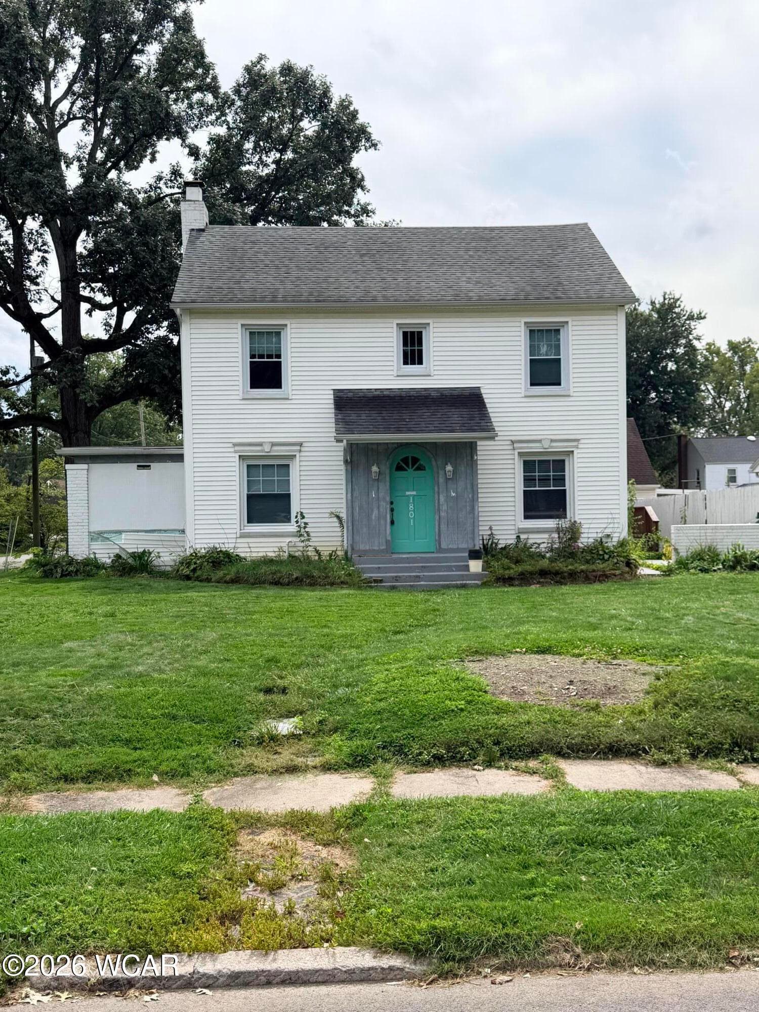 1801 Lowell
