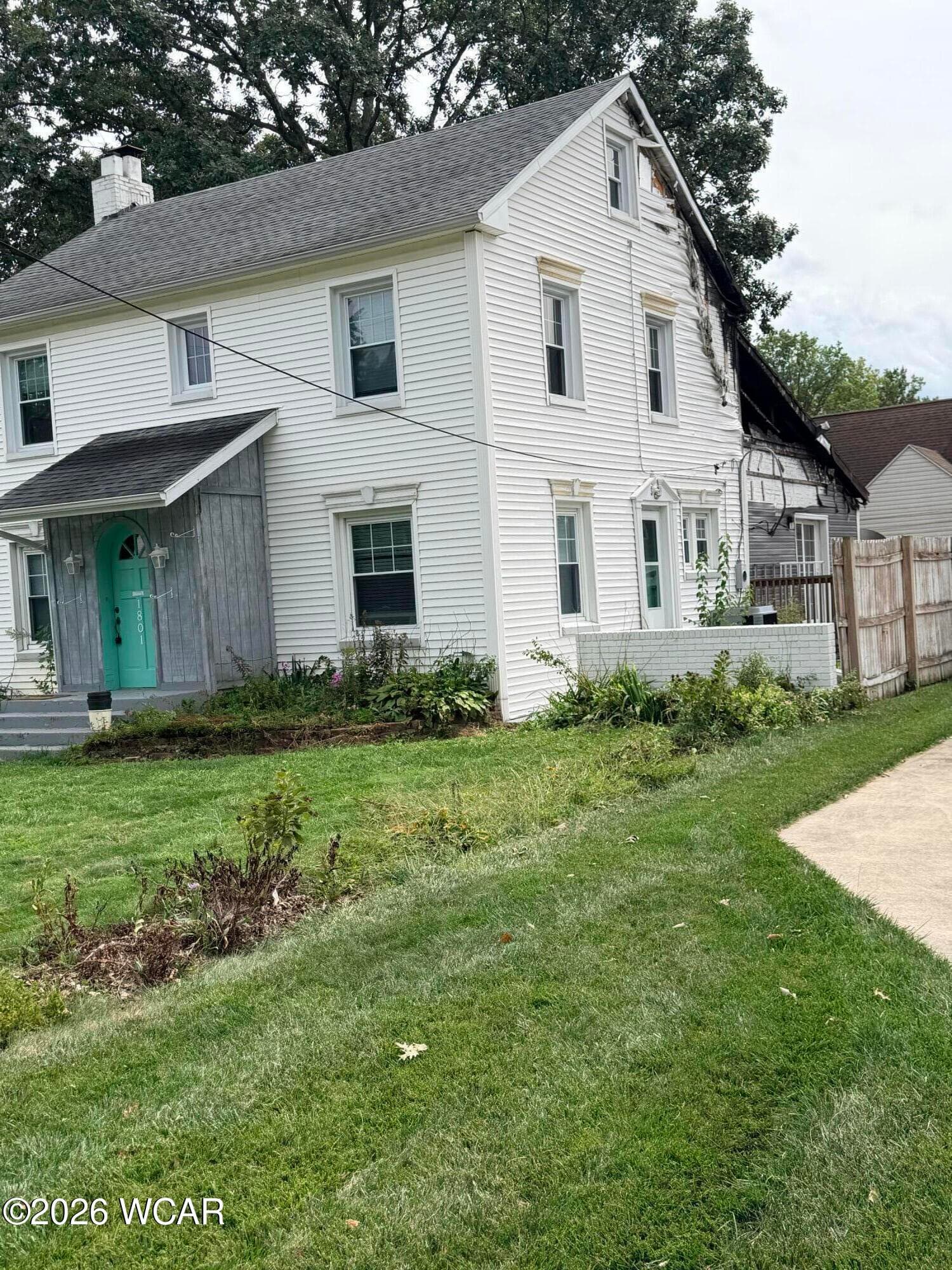 1801 Lowell photo 2