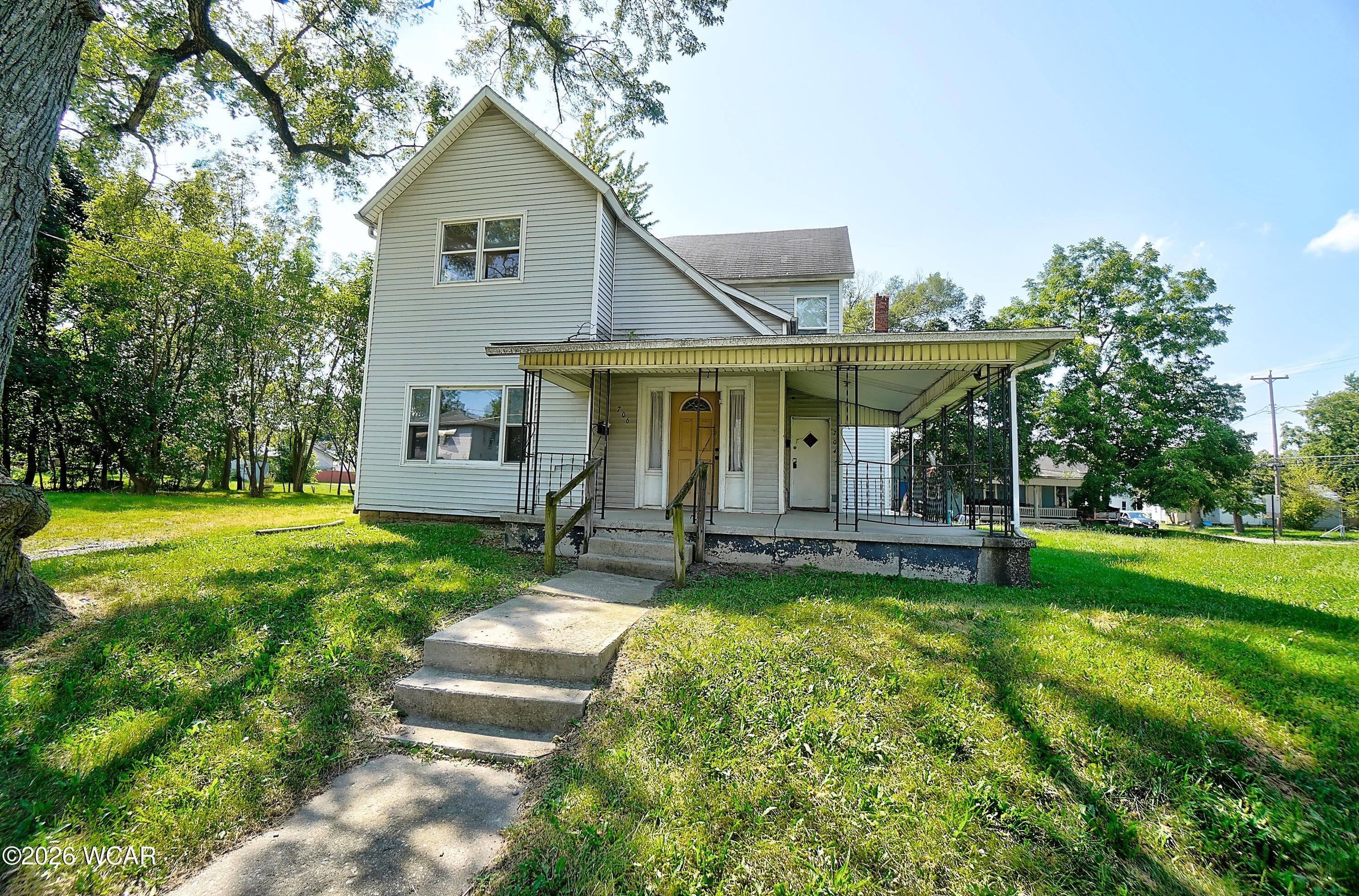 706 Broadway