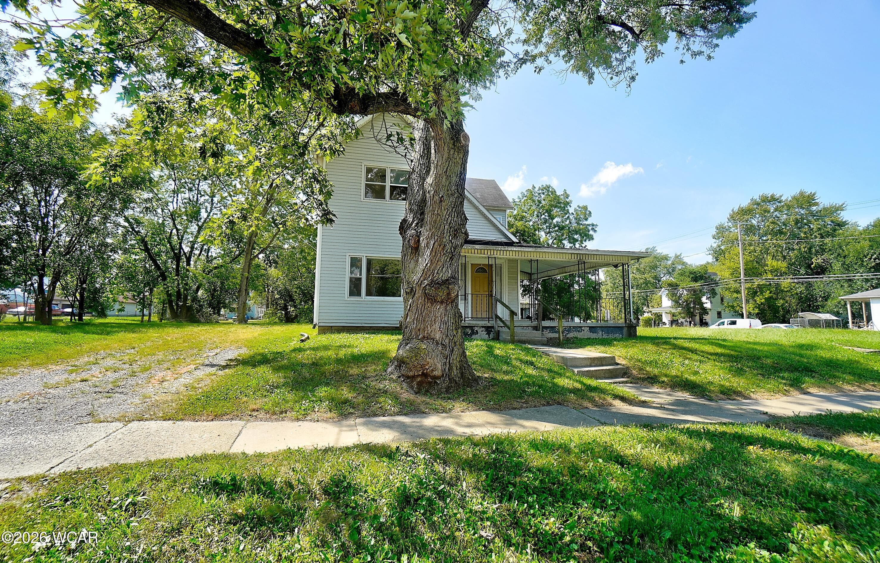 706 Broadway photo 4