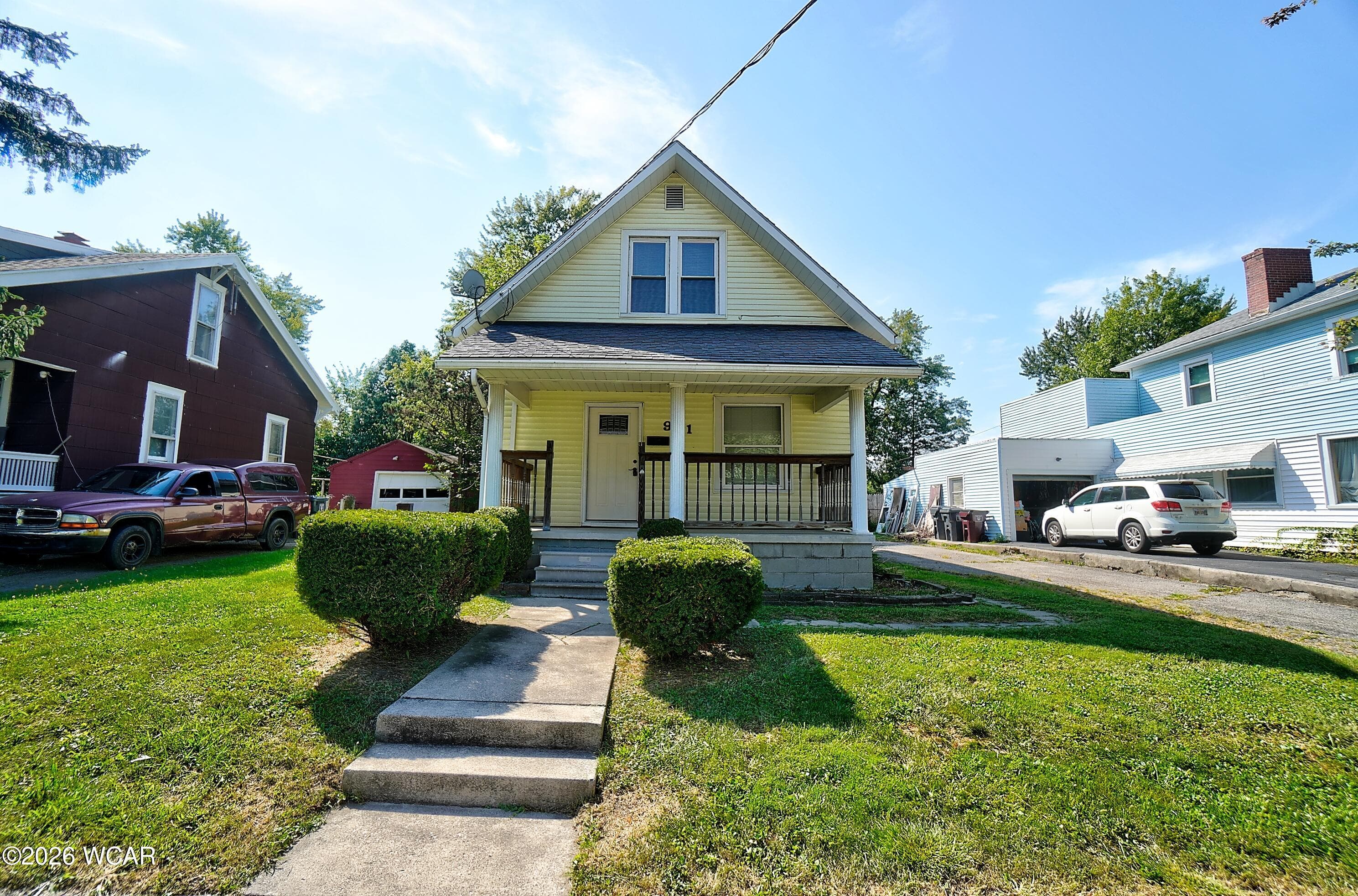 961 West